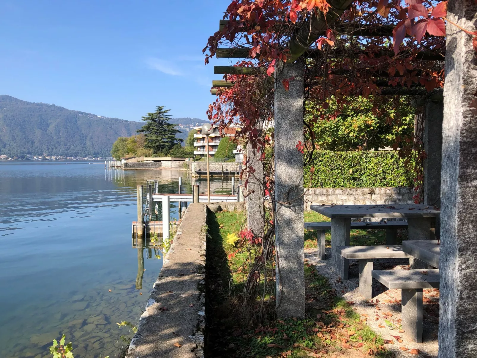 "Lake Escape", mit Pool-Outside