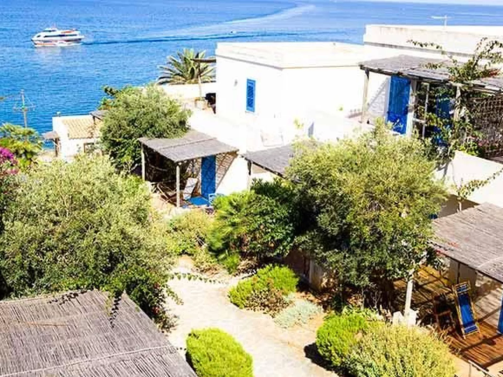 Wohnung in Marettimo mit Terrasse, gemeinsamem Pool und Garten-Dehors