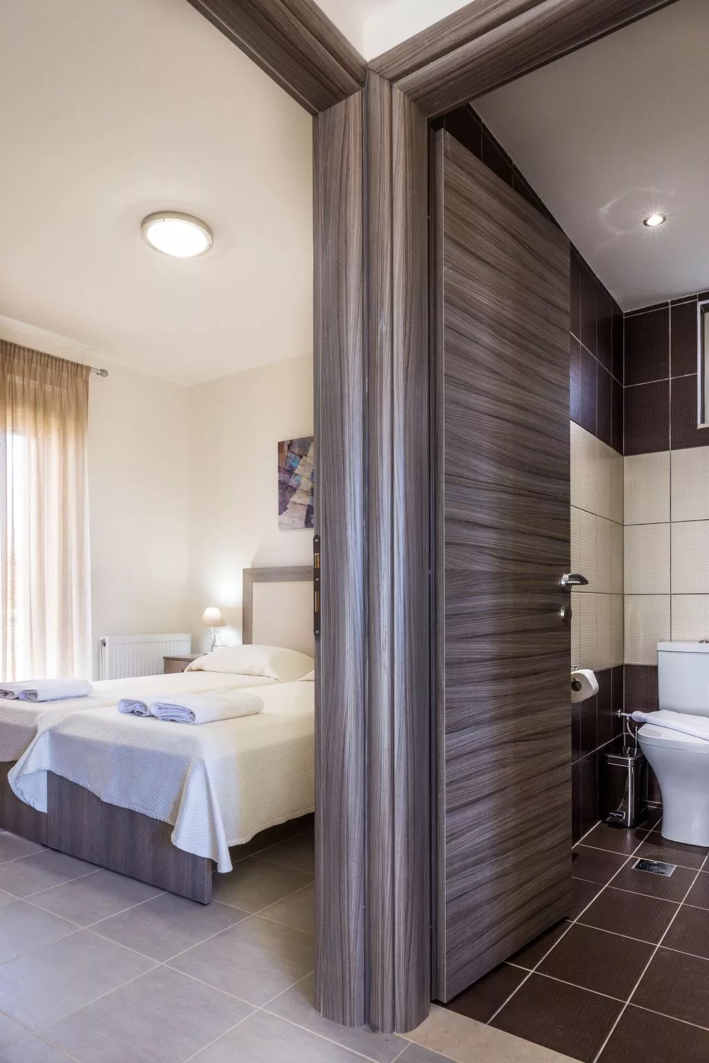 Elegante Villa an der Küste mit privatem Pool-Drinnen