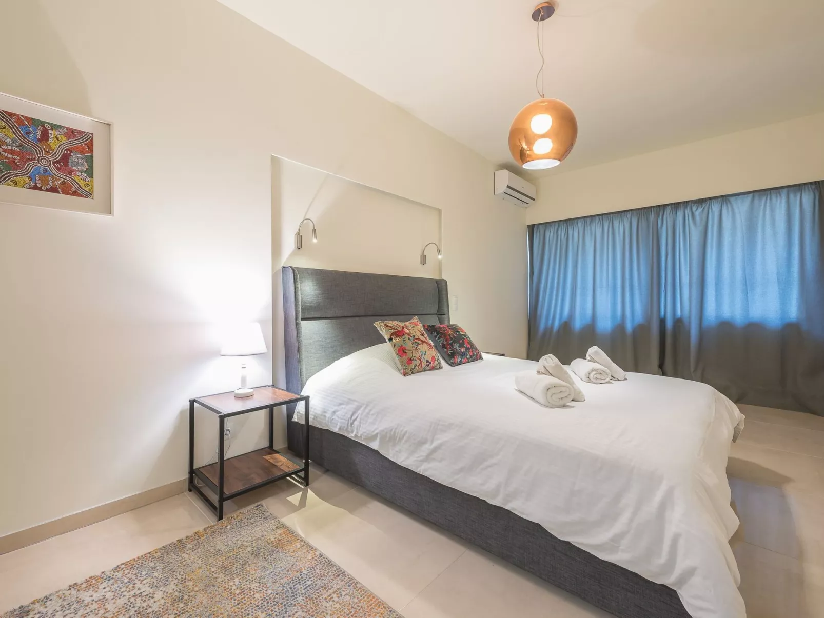 Stilvolle 2 Schlafzimmer, nur wenige Schritte von Fokionos Negri-Drinnen