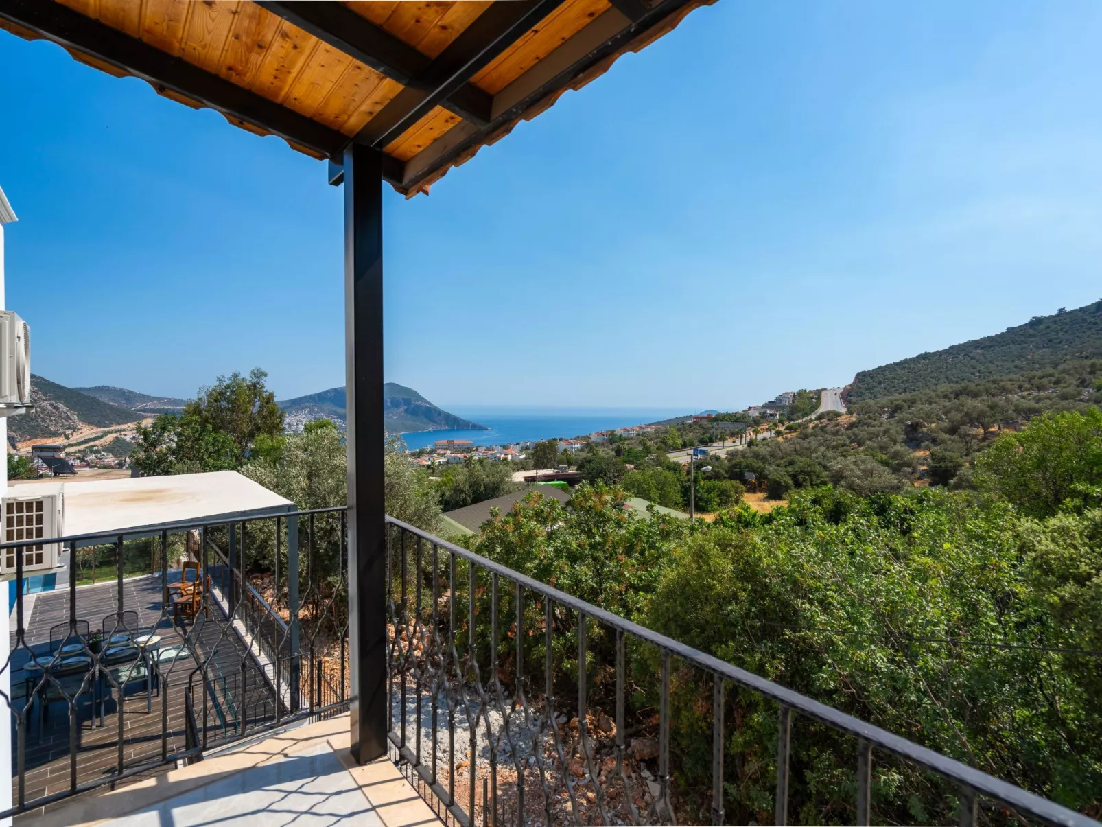 Ferienvilla "Ekinoks" mit Blick auf das Wasser-Dehors