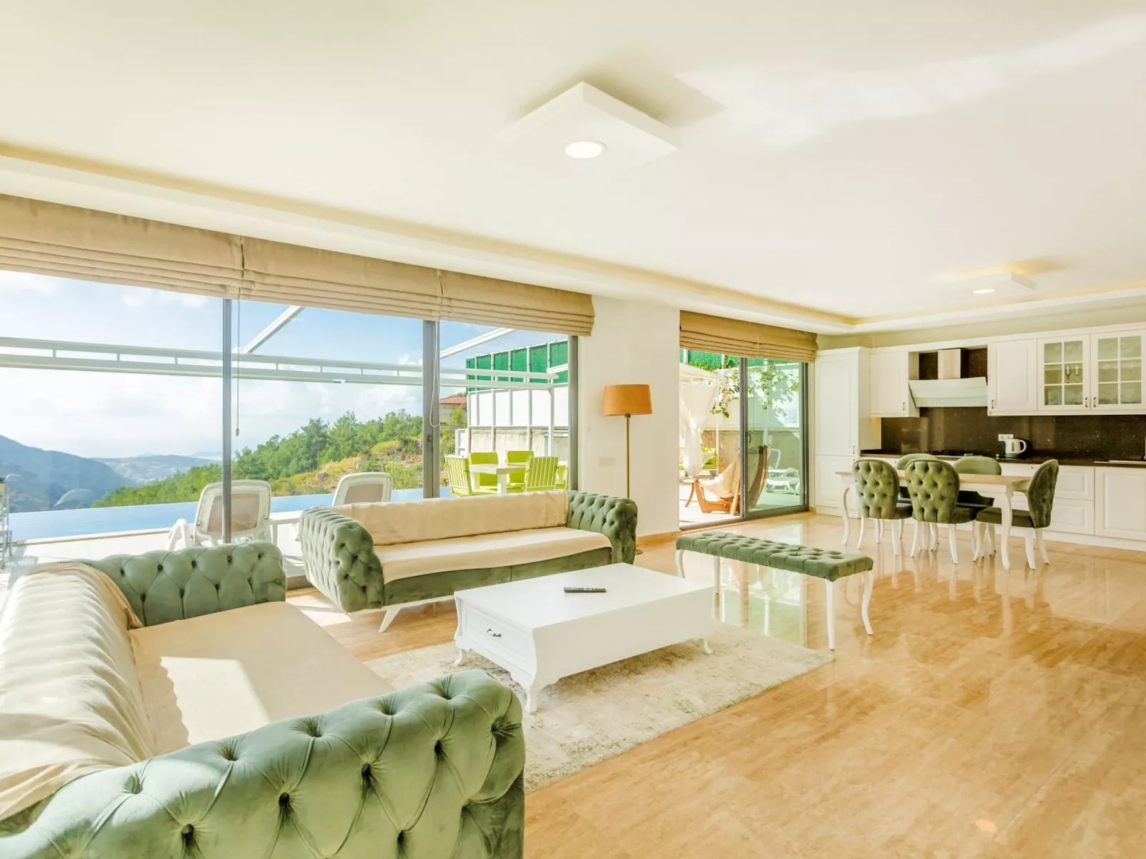 Villa Infinty Wild für 2 Personen und 2 Kinder-Dedans