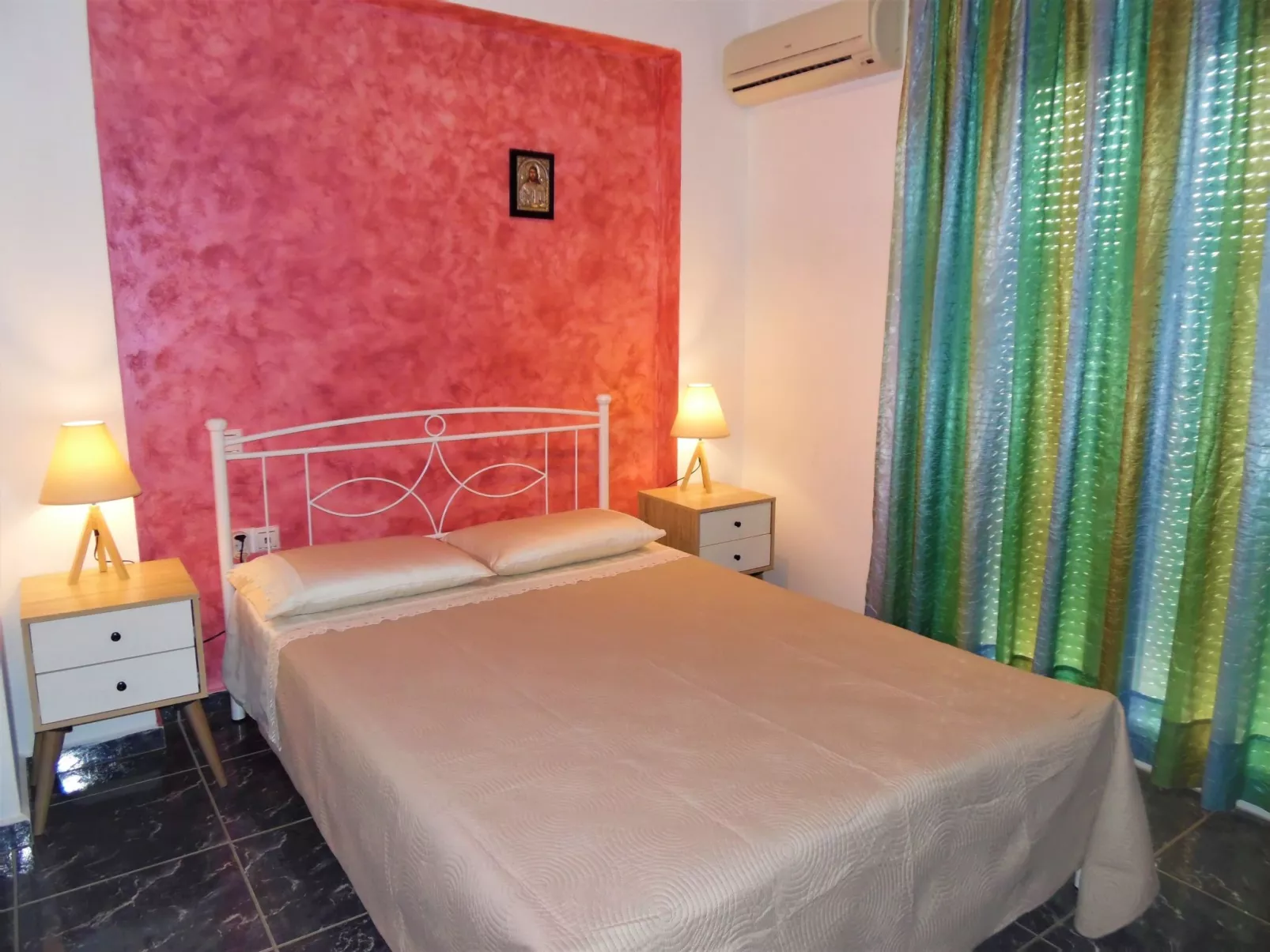 Haus in Maleme mit Außenpool-Drinnen