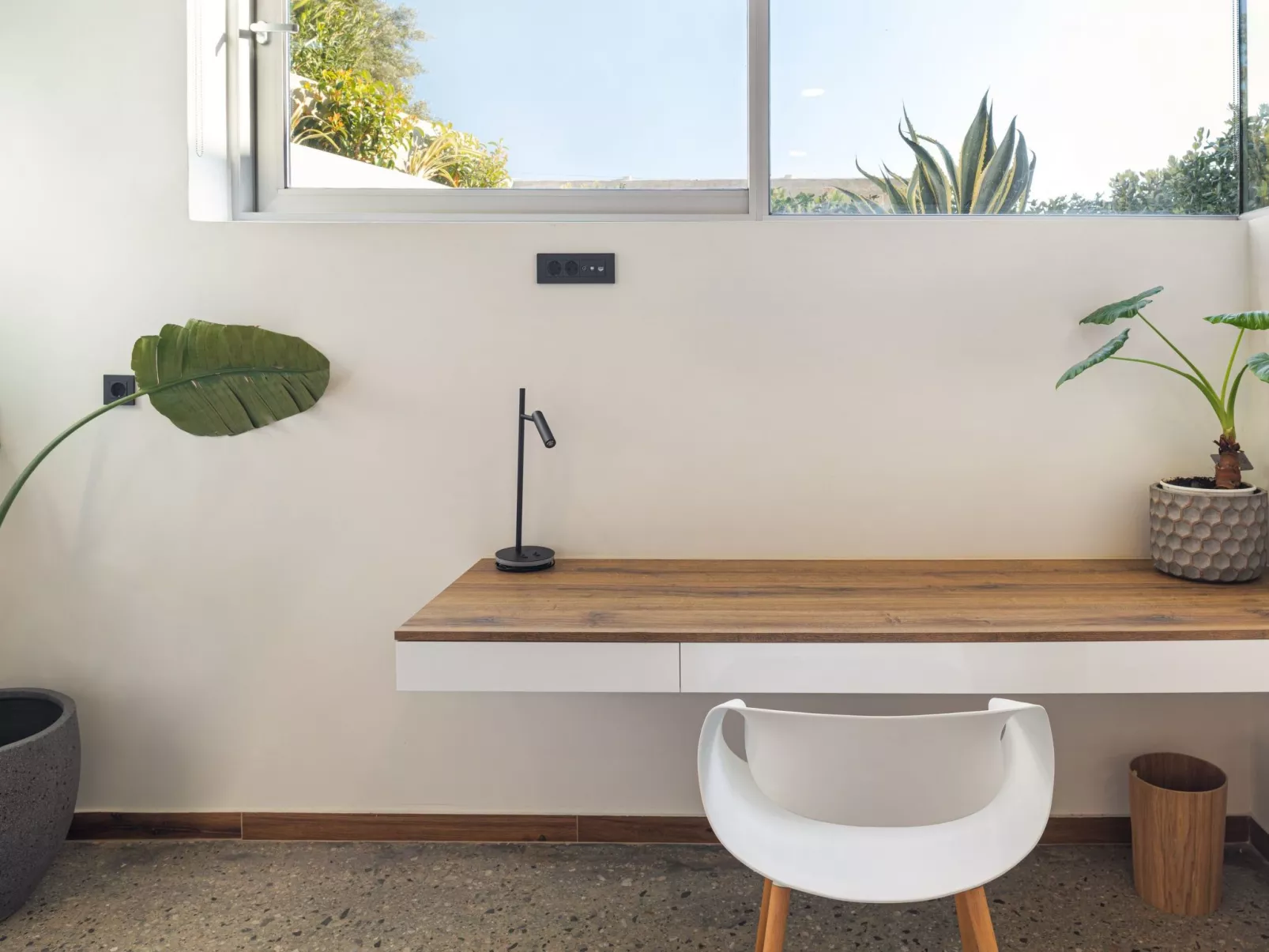 "Domus Aestas Myrtia"-Image-tags.info