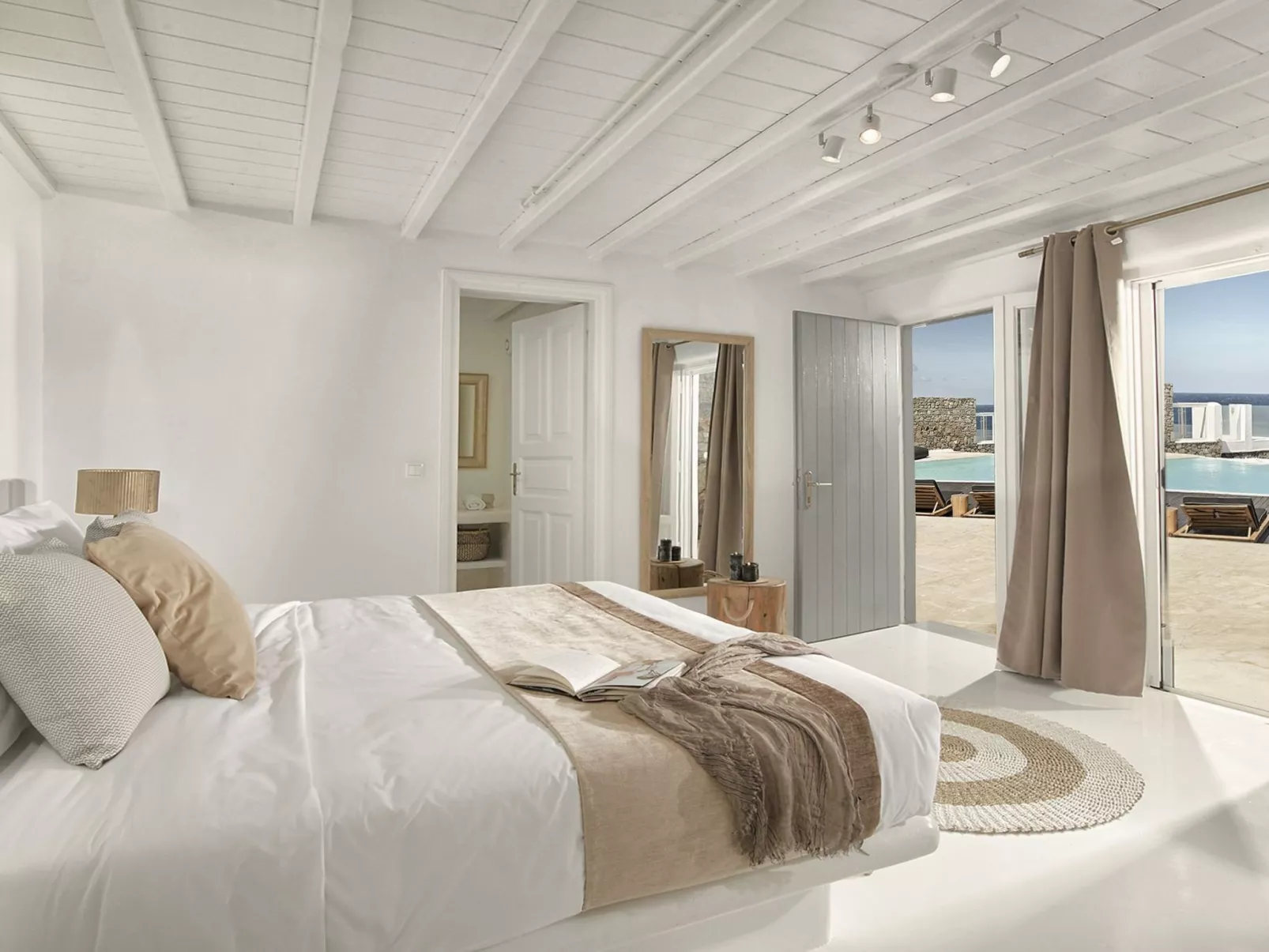 "Versteckte Perle am Meer mit Pool und HotTub"-Image-tags.info