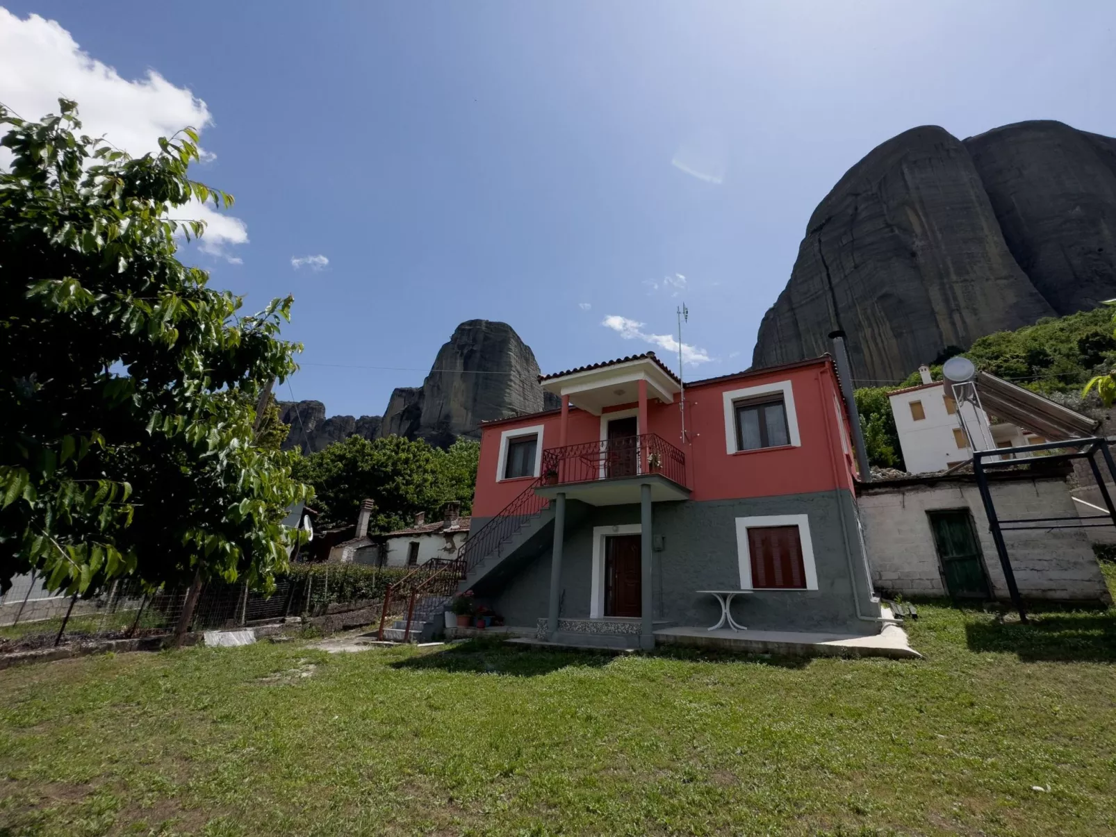 Fani's Haus unter Meteora-Draußen