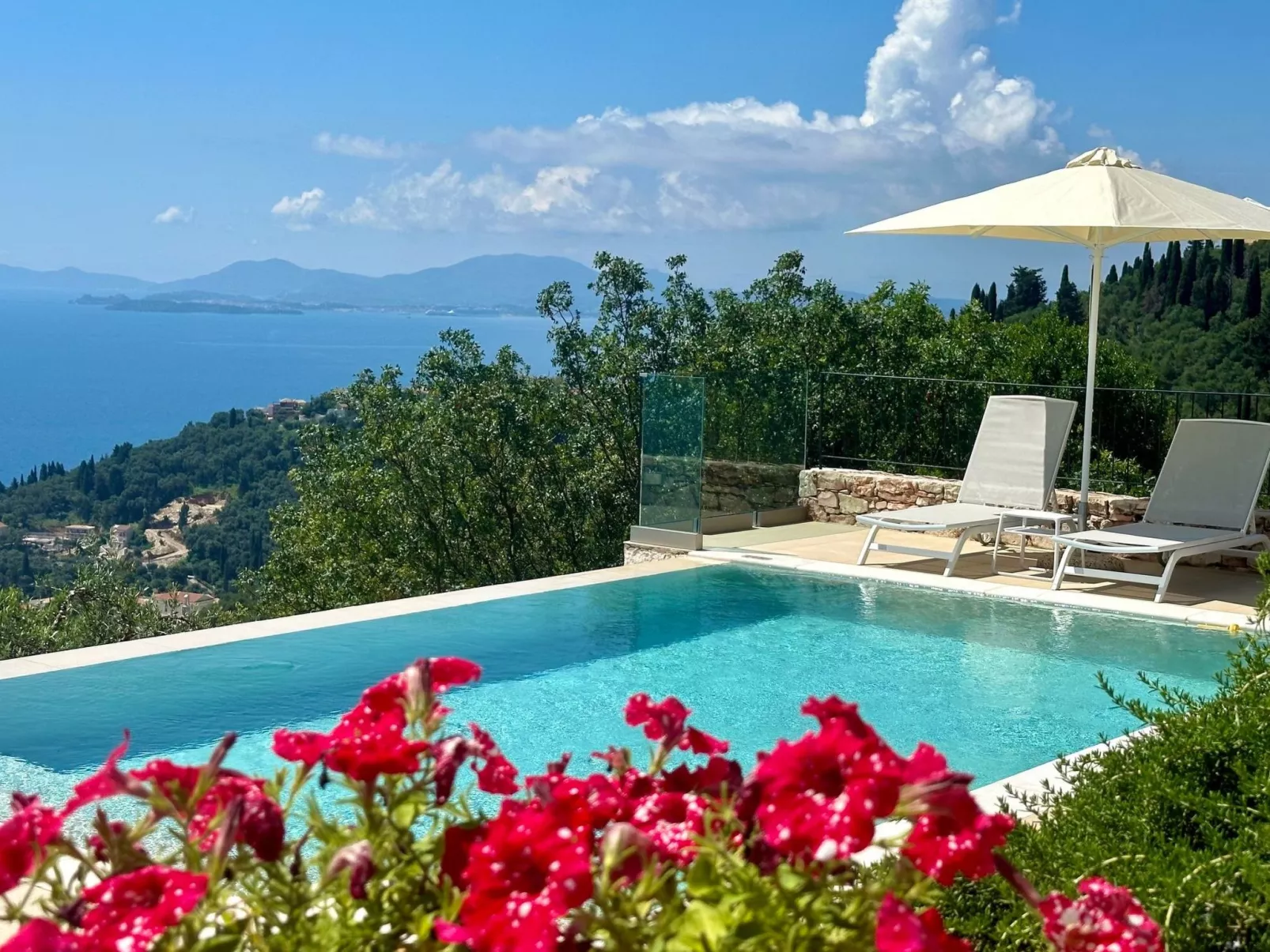 Prächtige Villa in spektakulärer Lage-Dedans