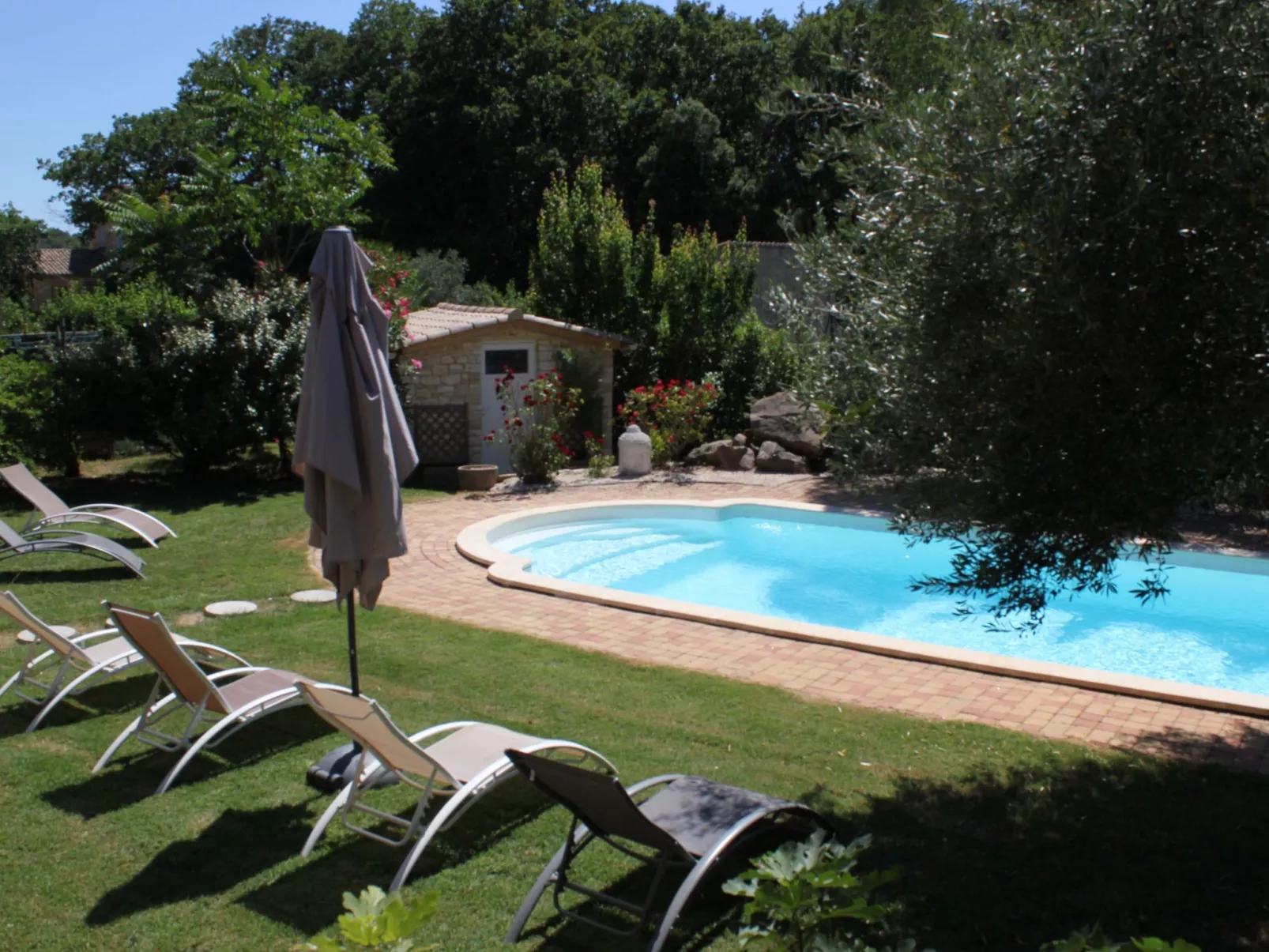 Ferienvilla "nonalela" mit privatem Pool-Outside