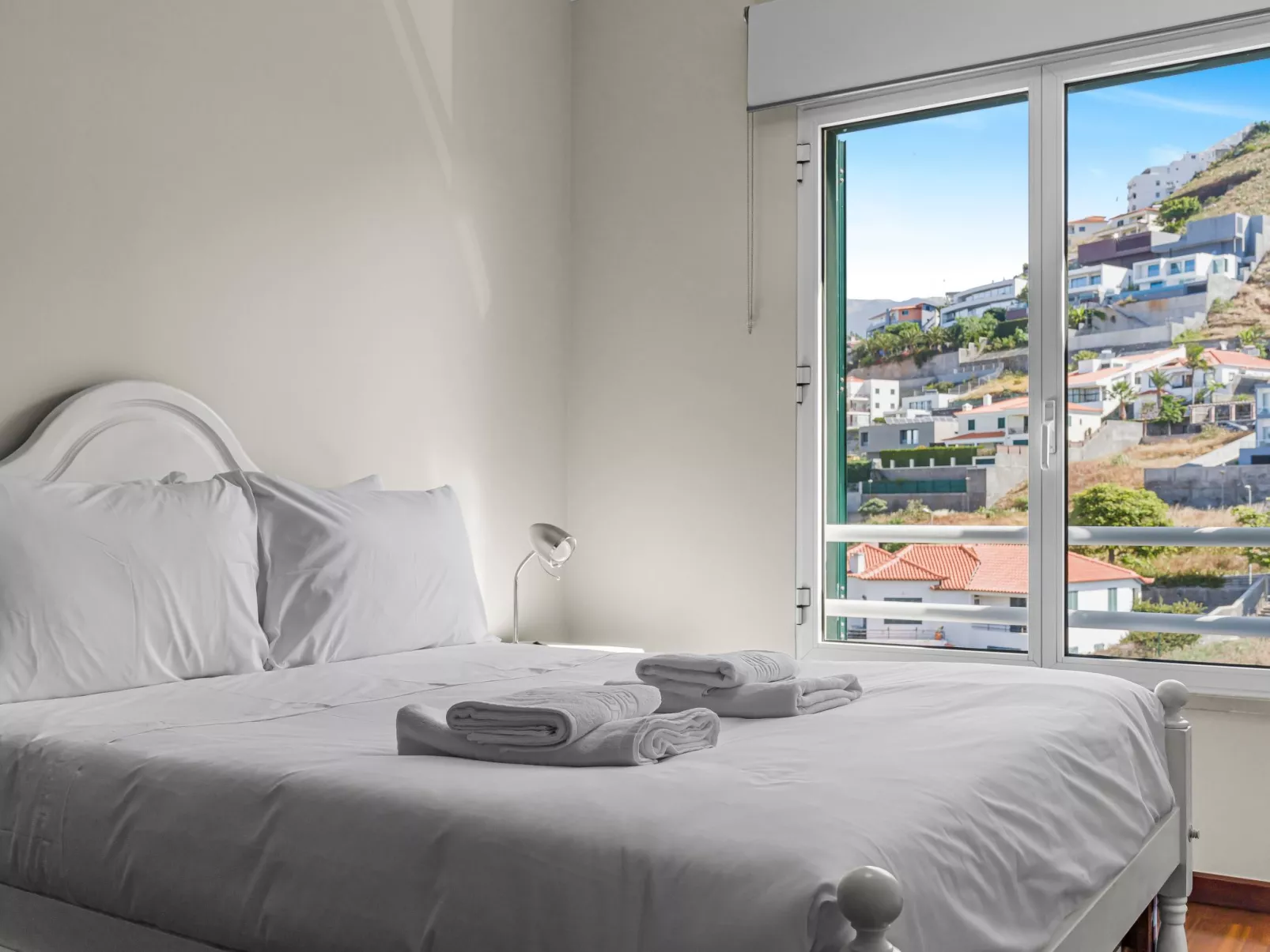 Tulipa Apartment Top-Inside