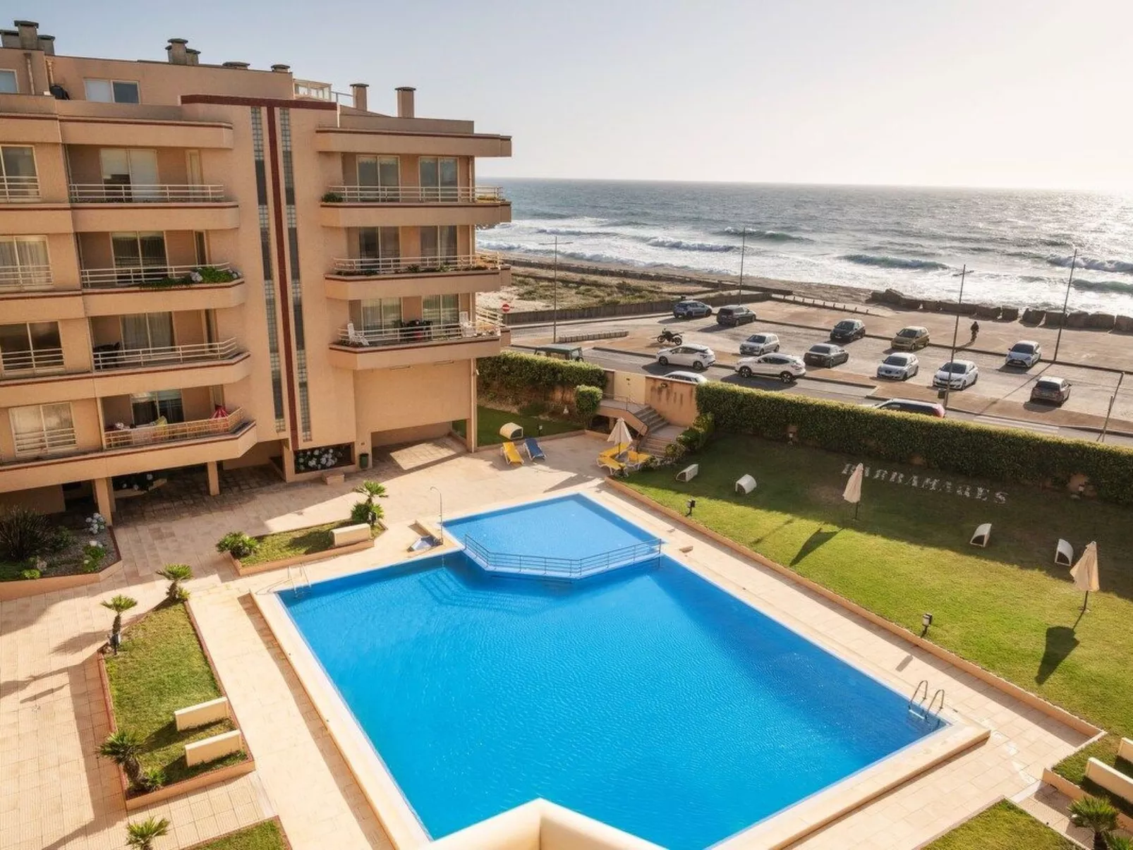 Meerblick First Line mit 2 Pools 5-Image-tags.info