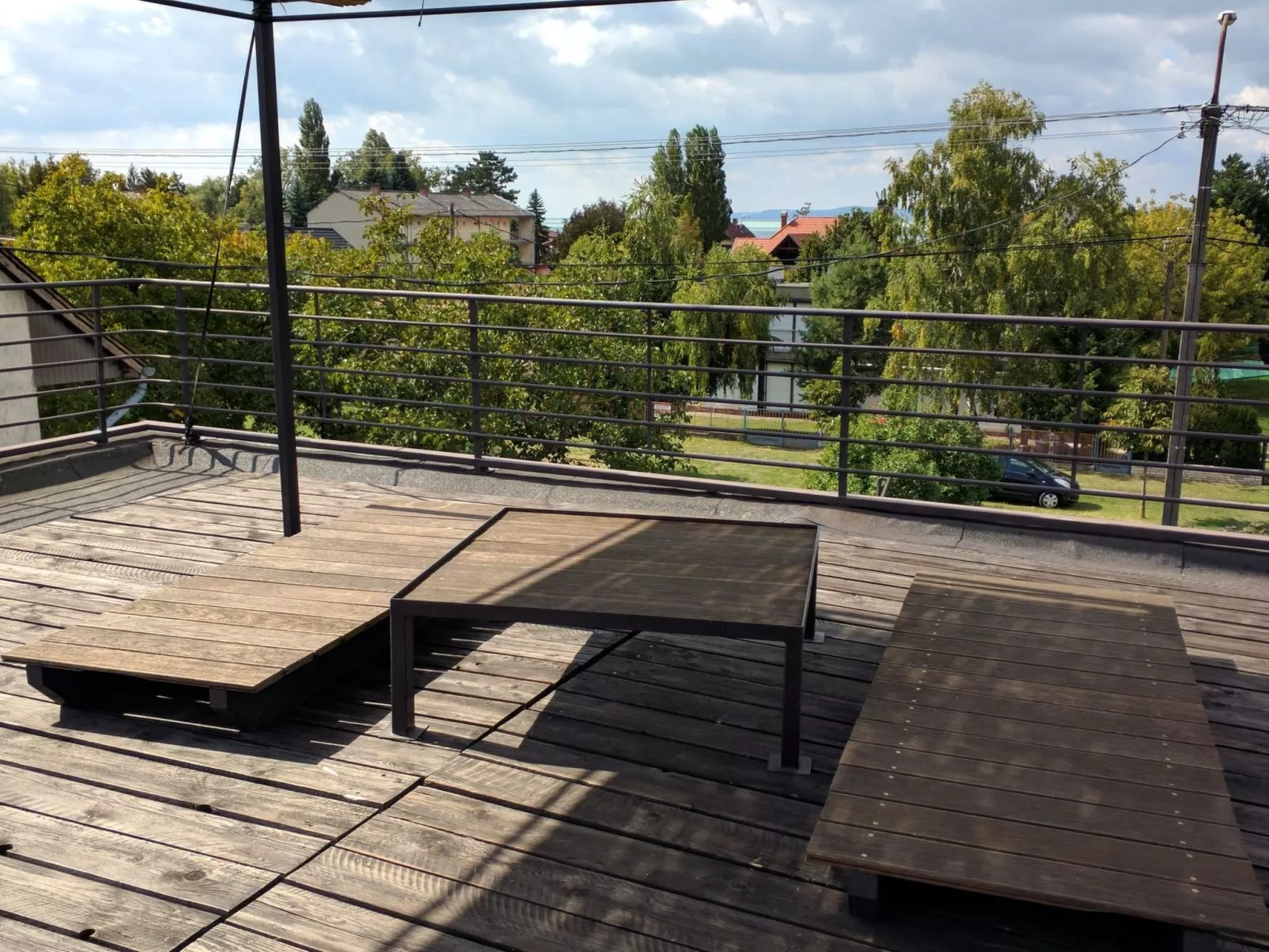 Doppelhaushälfte für sechs Personen mit Garten-Outside