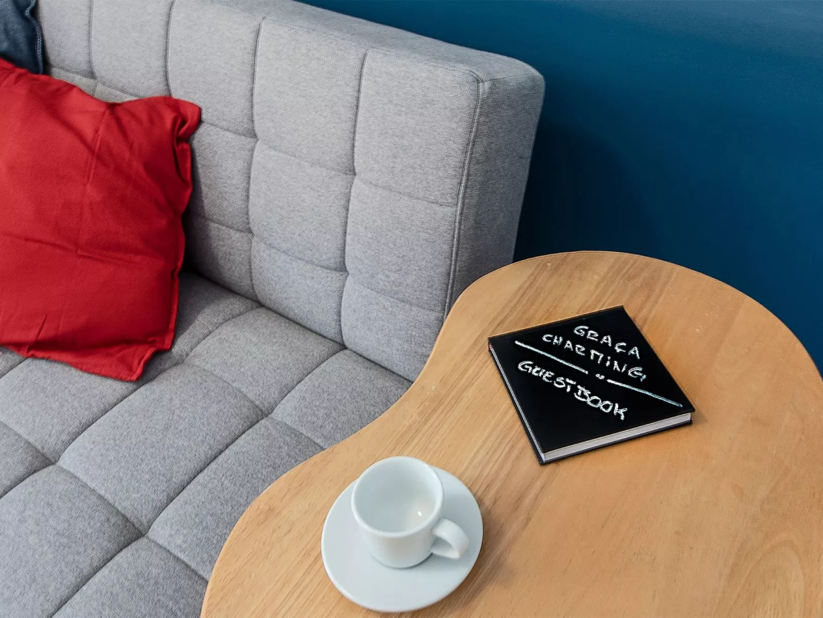 Wohnung mit Balkon-Drinnen