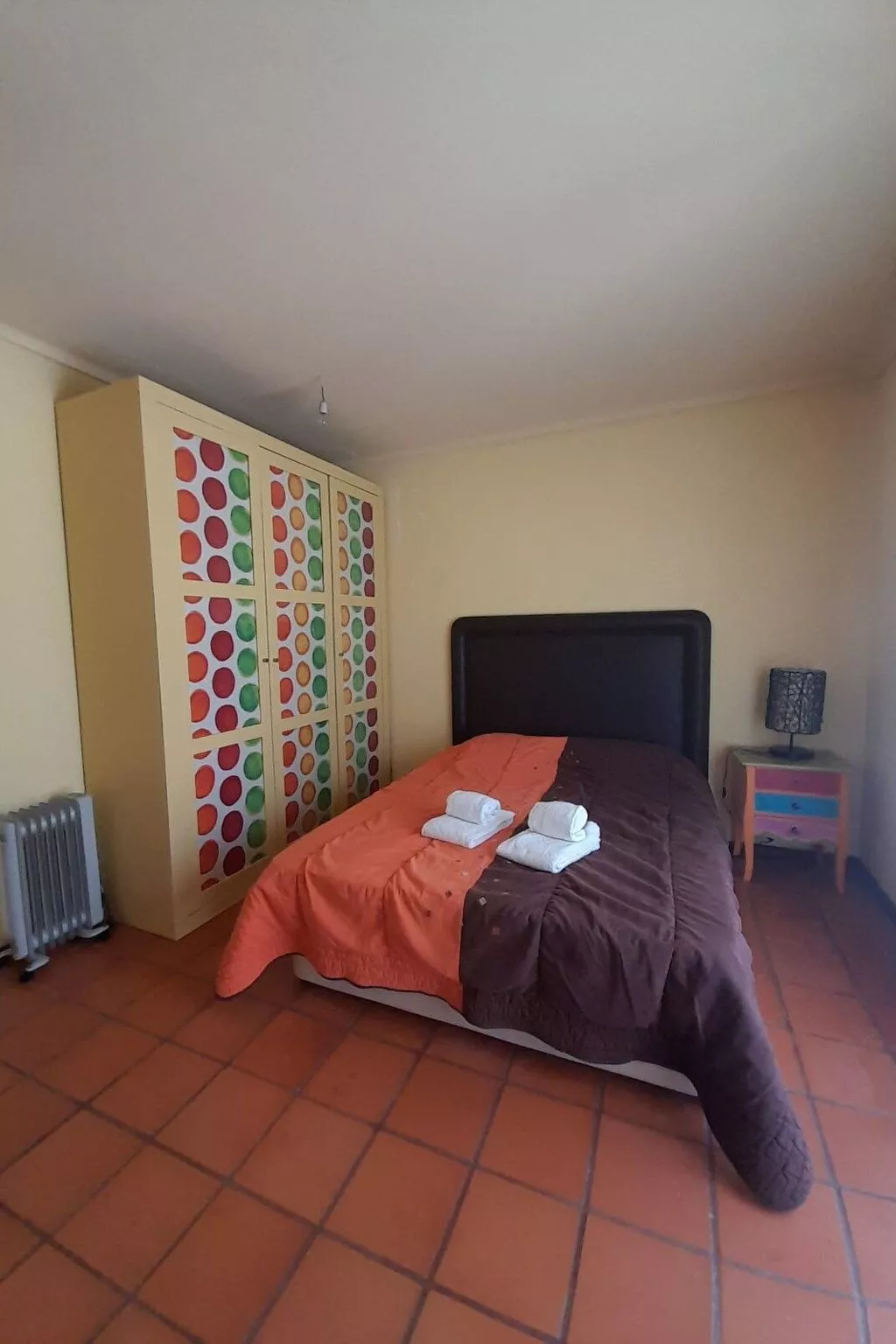 Zärtliche Momente in dieser gemütlichen Wohnung-Drinnen