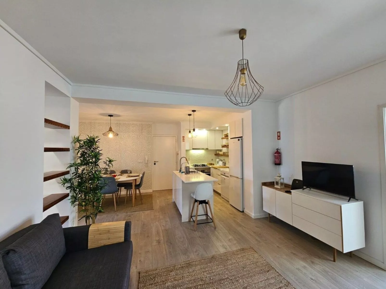 Fluss Meer Sonne am Costa Nova Strand-Drinnen