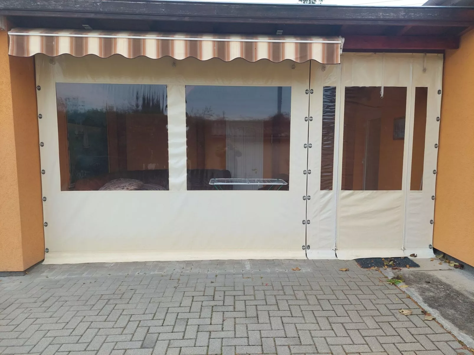 Schönes Ferienhaus mit Pool in ruhiger Lage-Image-tags.info