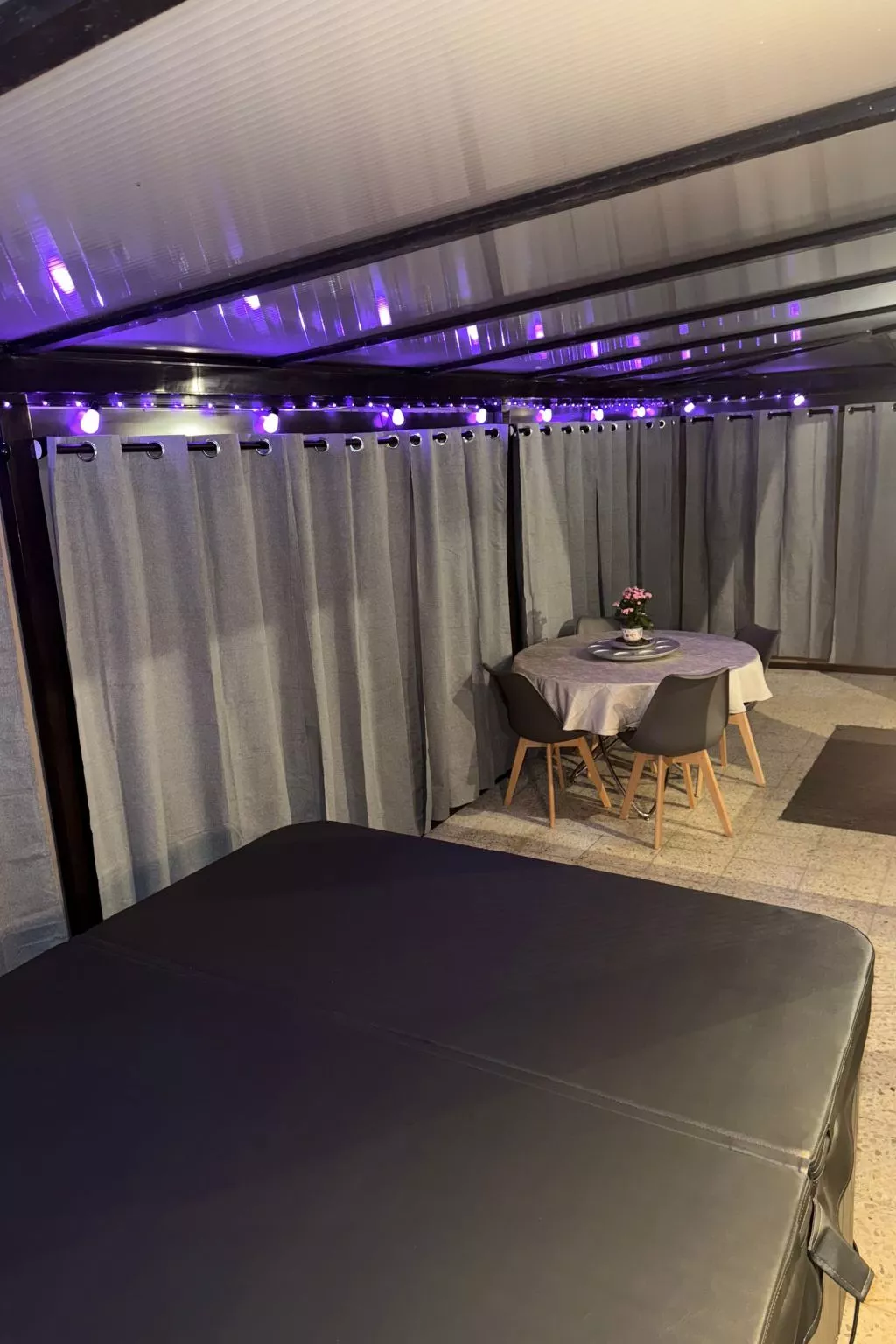 Wellness-Ferienhaus für 5 Personen-Dedans