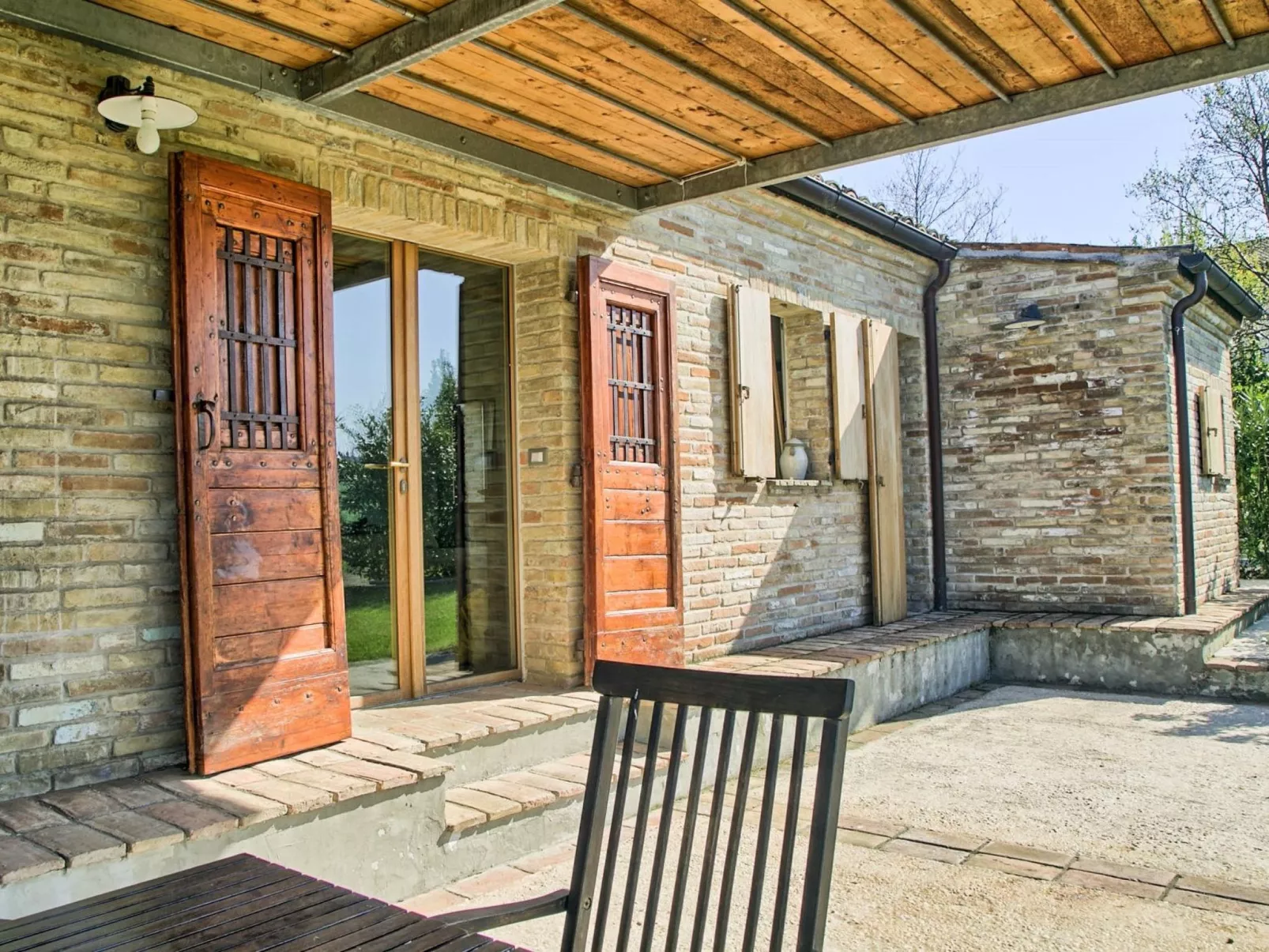 Haus in Ostra mit privatem Pool-Outside