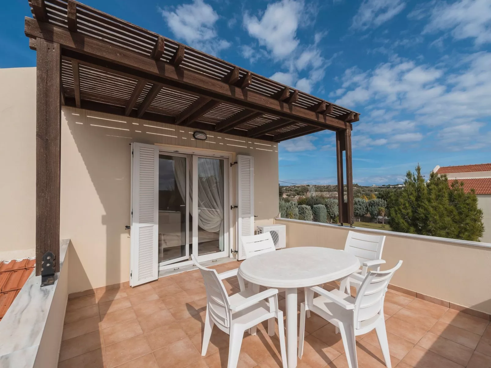 Ferienvilla Athena Classico mit Pool-Dehors