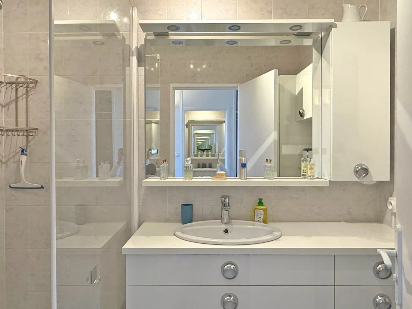 Appt T3 - Clim - Vue fleuve - Sainte Maxime-Inside