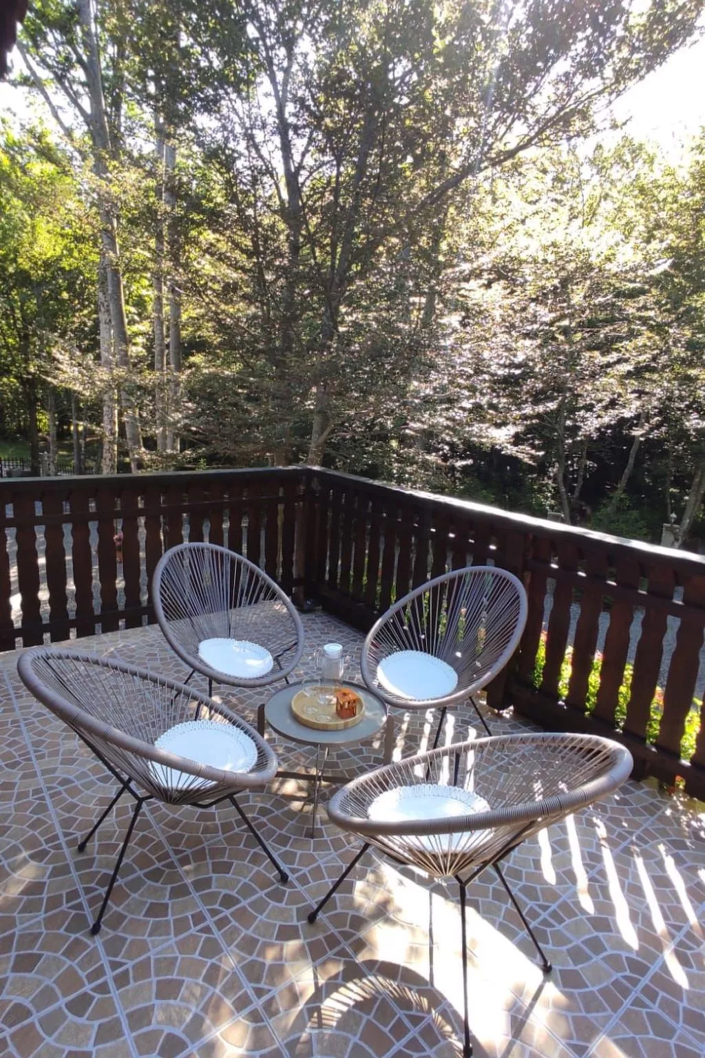 Idyllic holiday home-Outside