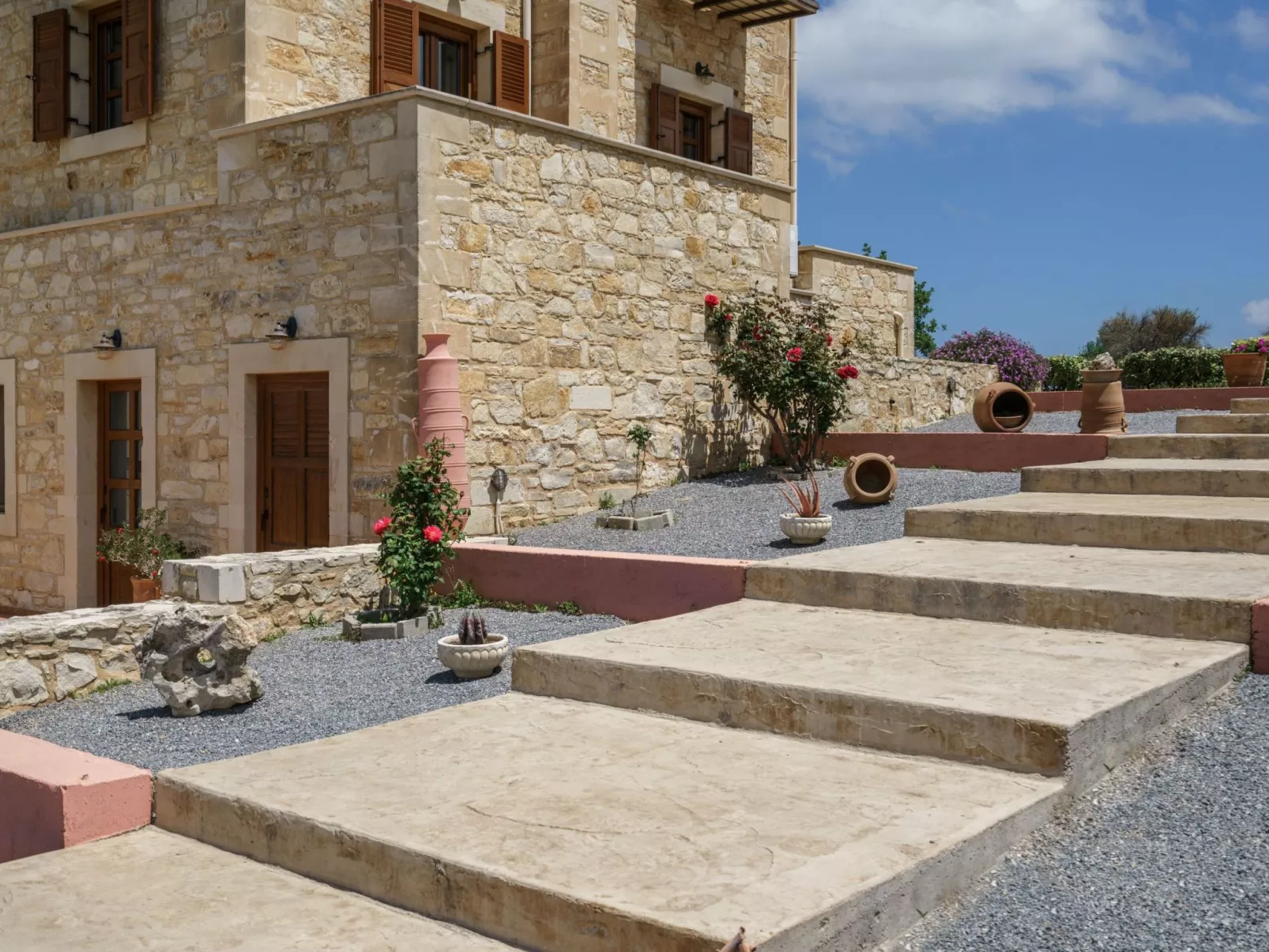 Villa "Arodamos" mit Garten, Grill und Terrasse-Outside