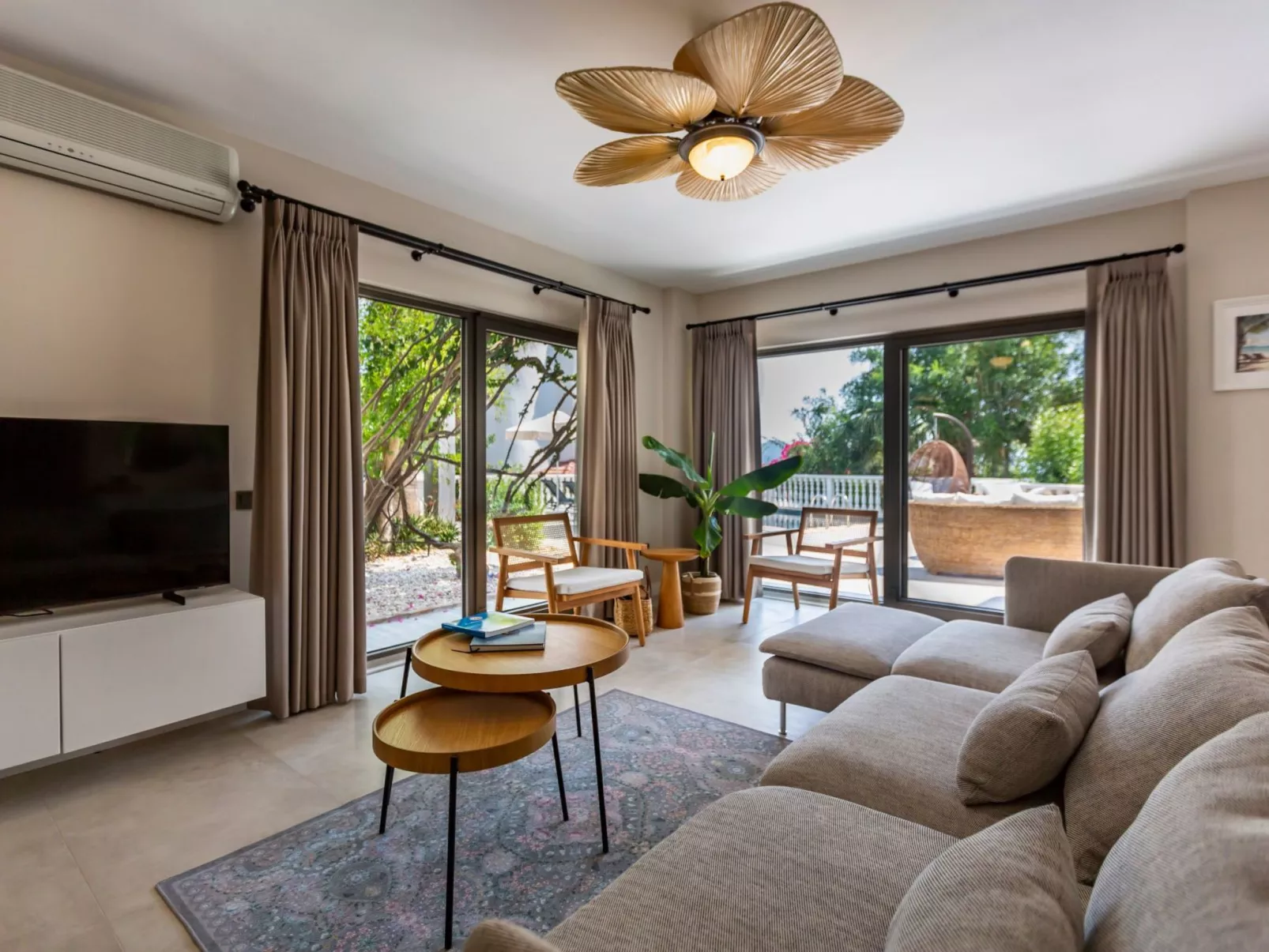 Moderne Villa "Verde Kalkan" mit großem Garte-Dedans