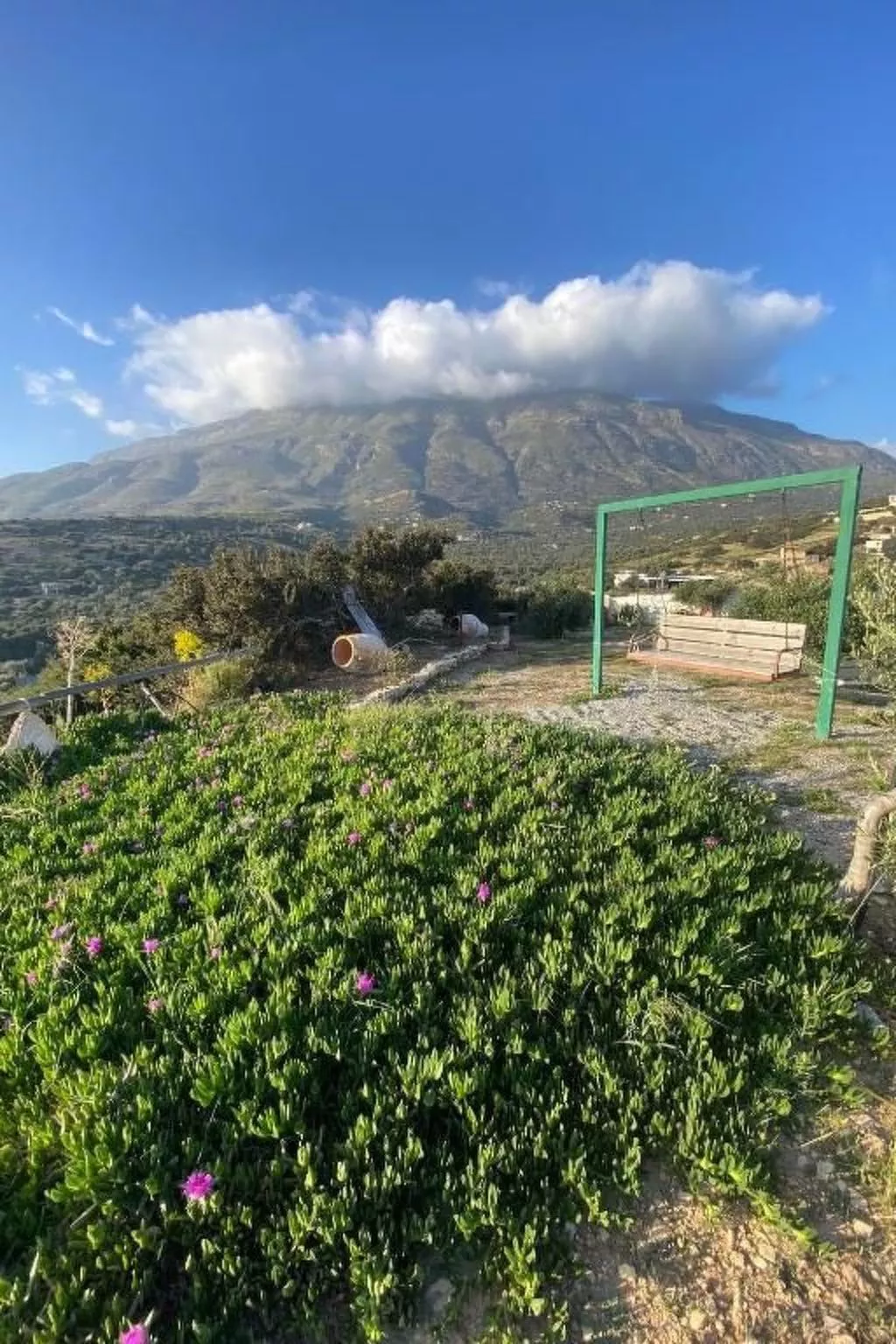 George Meerblick Triopetra-Draußen
