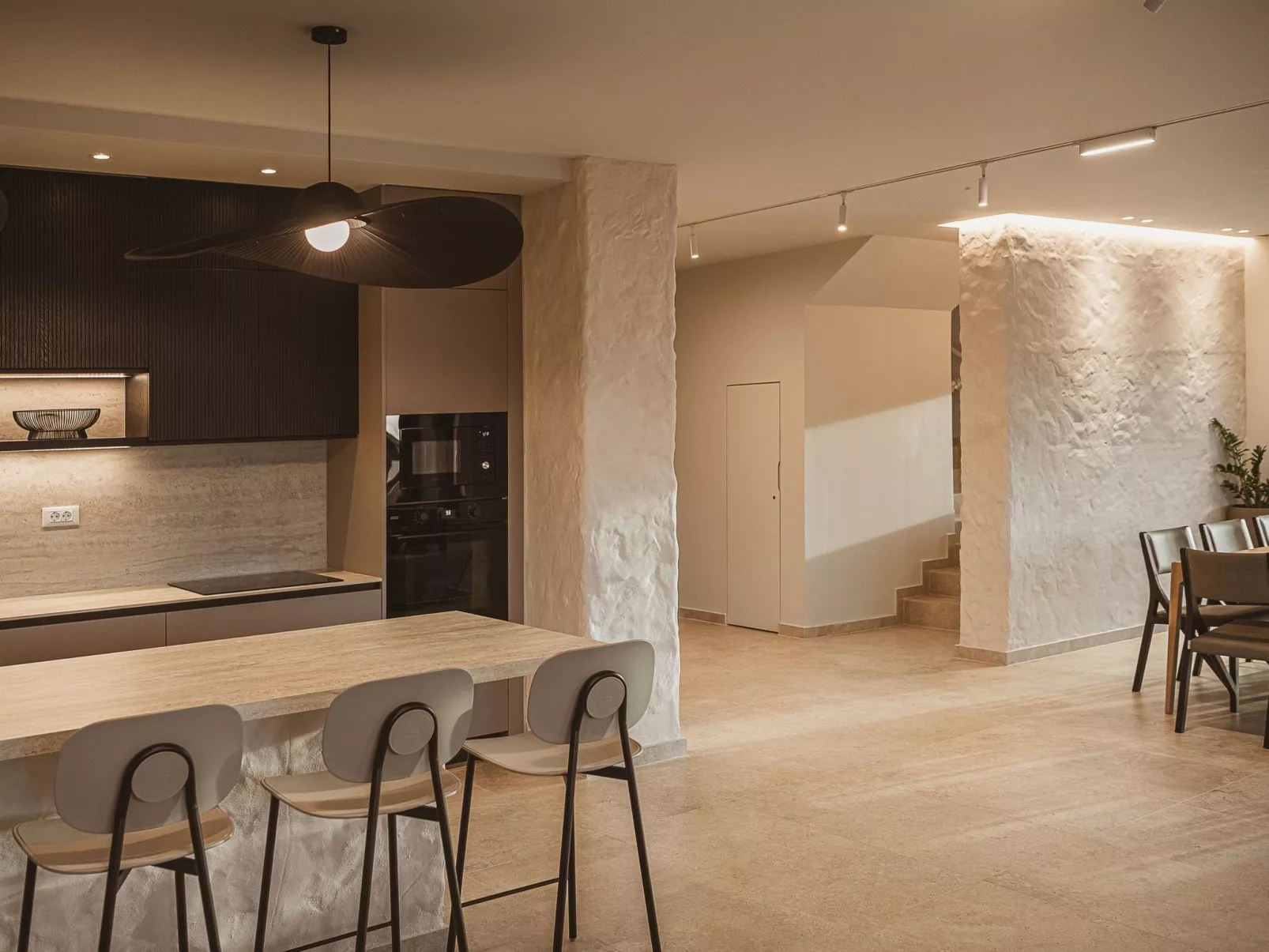 Villa Agali - ''Freier'' beheizter Pool, 70m zum Meer-Dedans