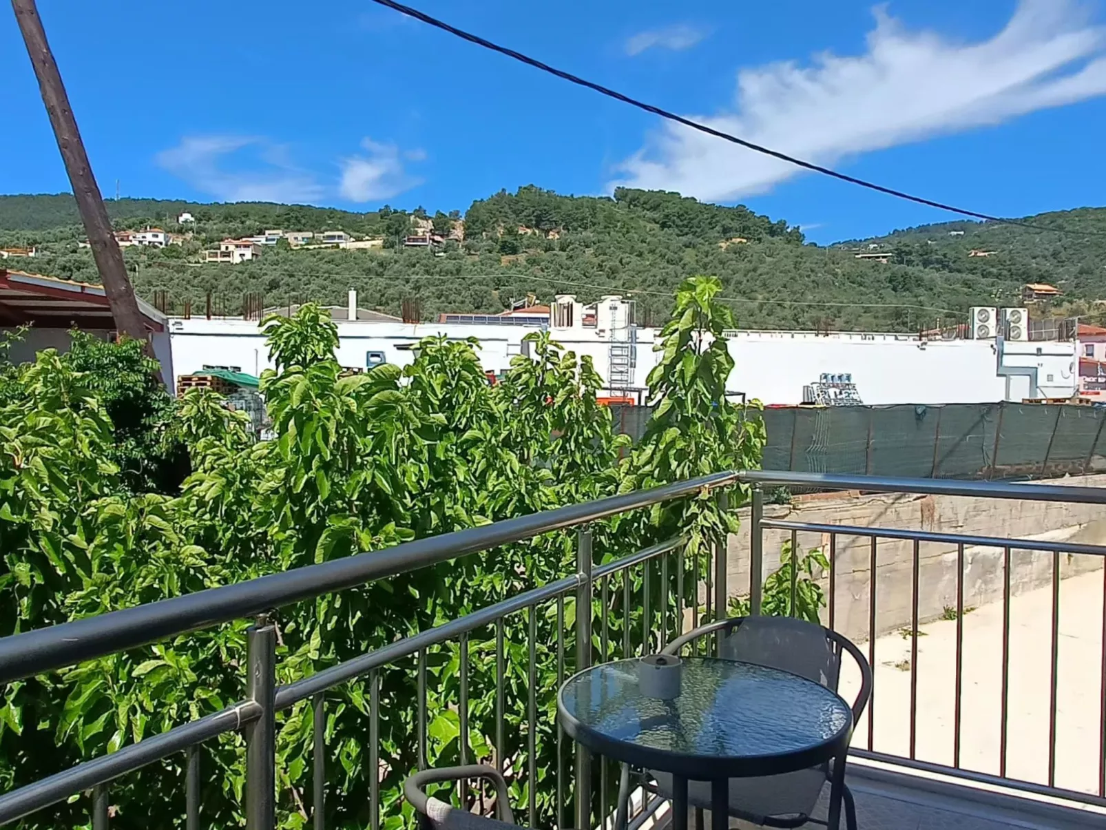 Hübsche Ferienwohnung in Skiathos-Draußen