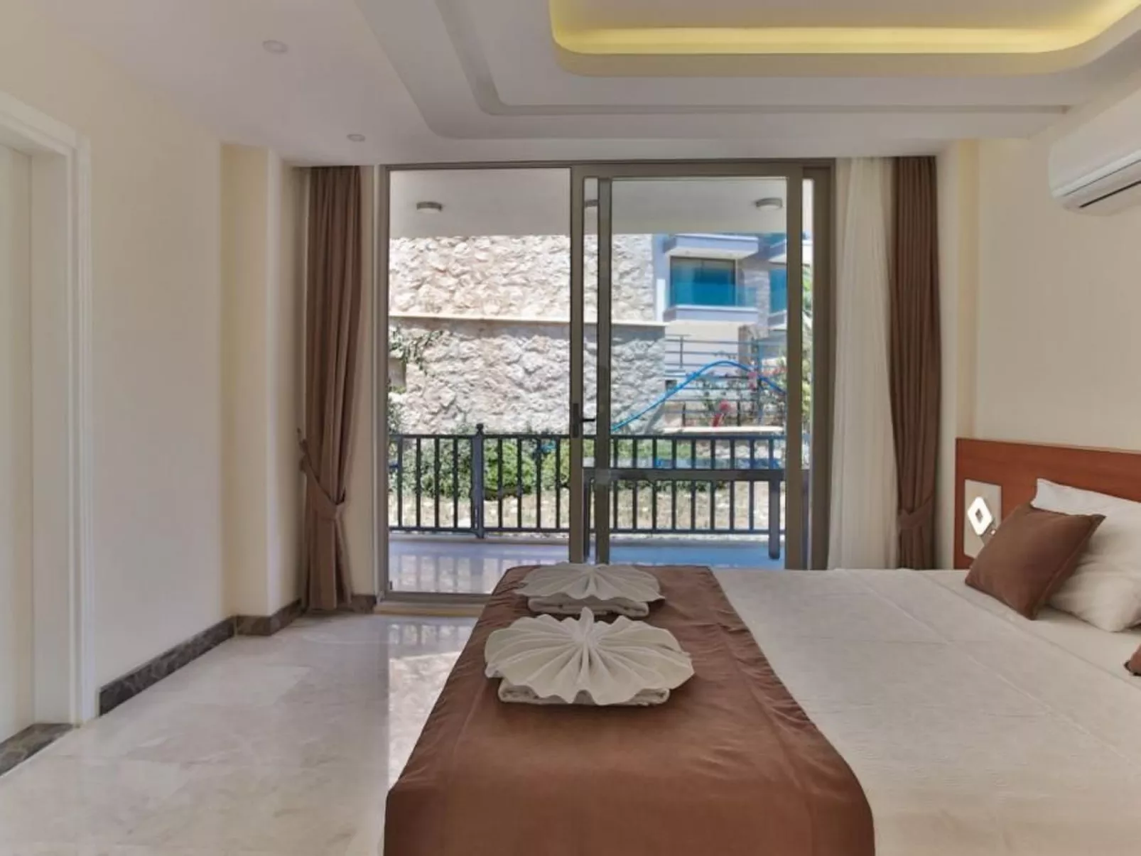 Villa Pool 2 mit Meerblick-Image-tags.info