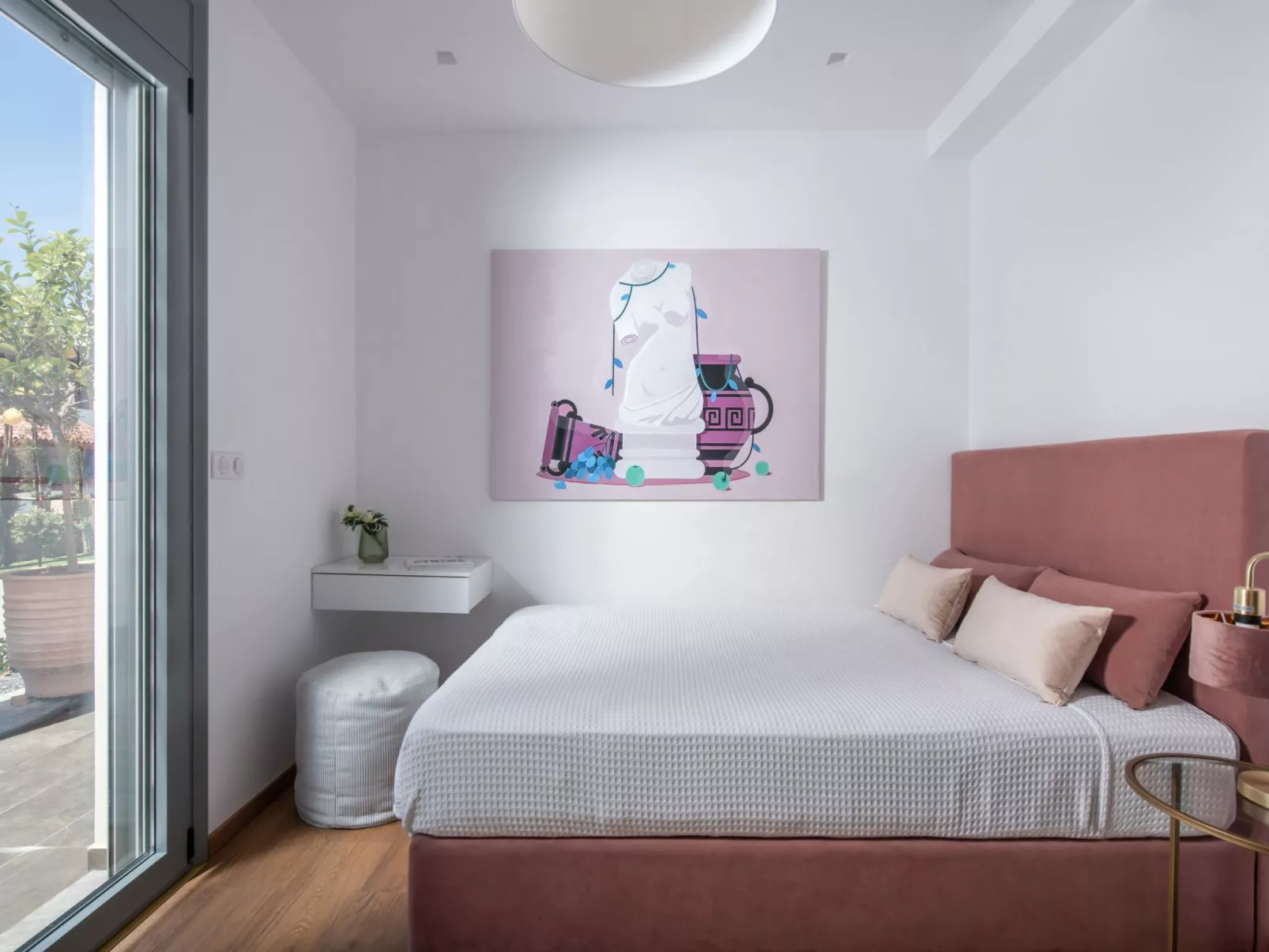 Luxuriös gestaltete Villa mit privatem Pool-Drinnen