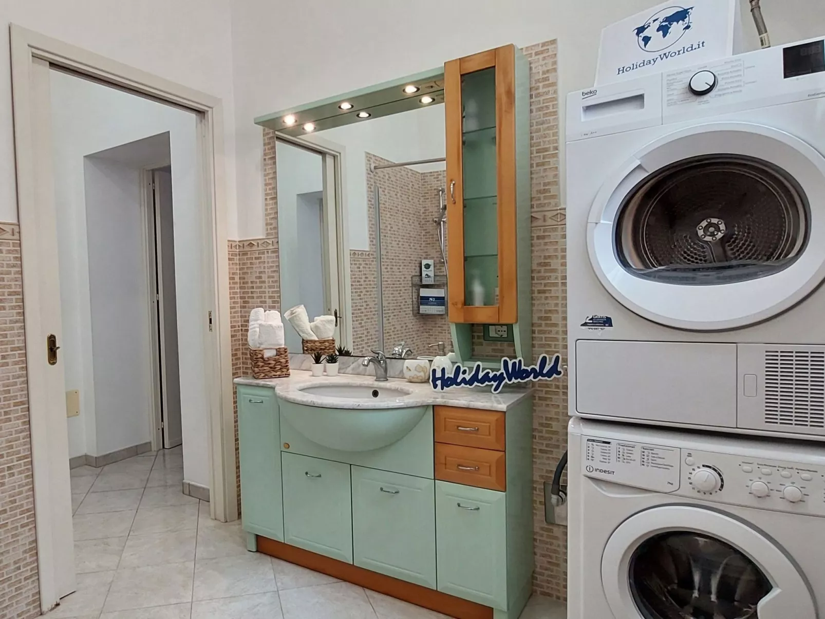 La Casa di Viola by Holiday World-Image-tags.info