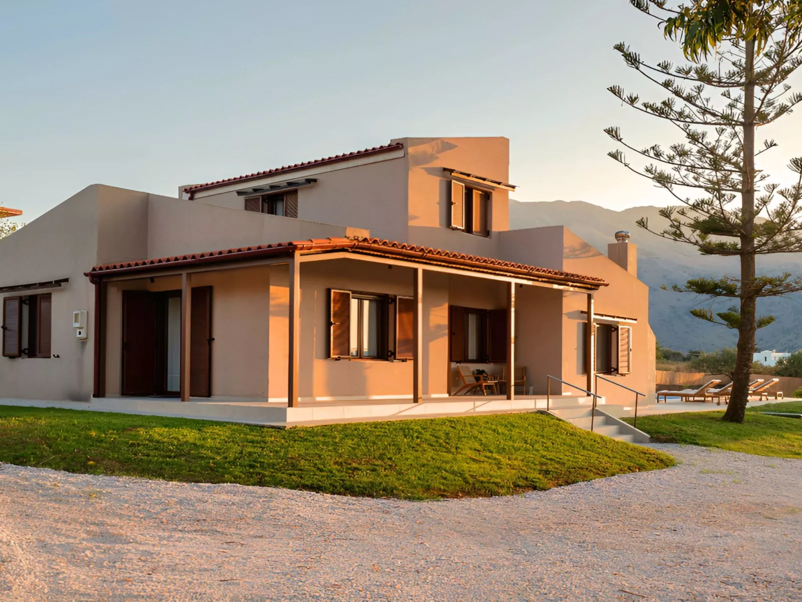 "Vegghera Villa" mit Bergblick-Draußen