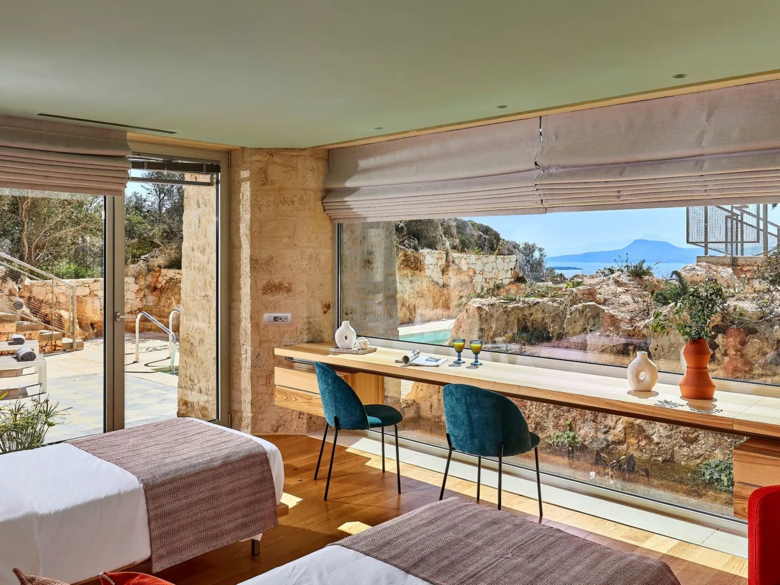 New Olives and Thyme, Meerblick mit 2 beheizten Pools-Dedans