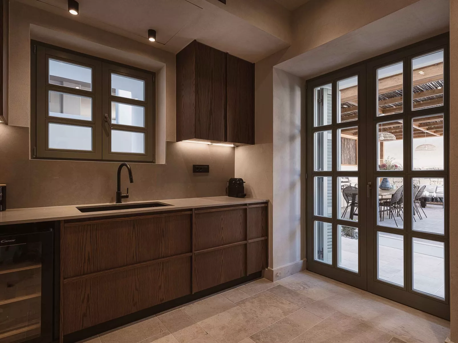 City Moments Villa I ''Free'' Beheizter Innenpool-Inside