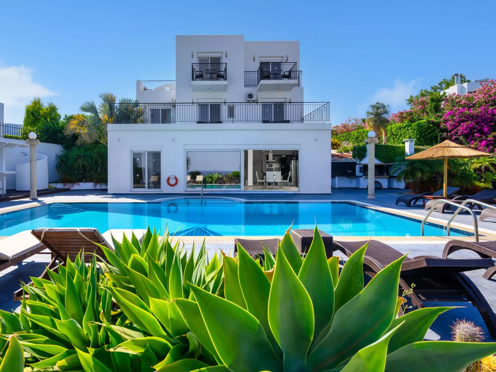 Charmante Diamond Villa in der Nähe von Gennadi Strand-Dehors