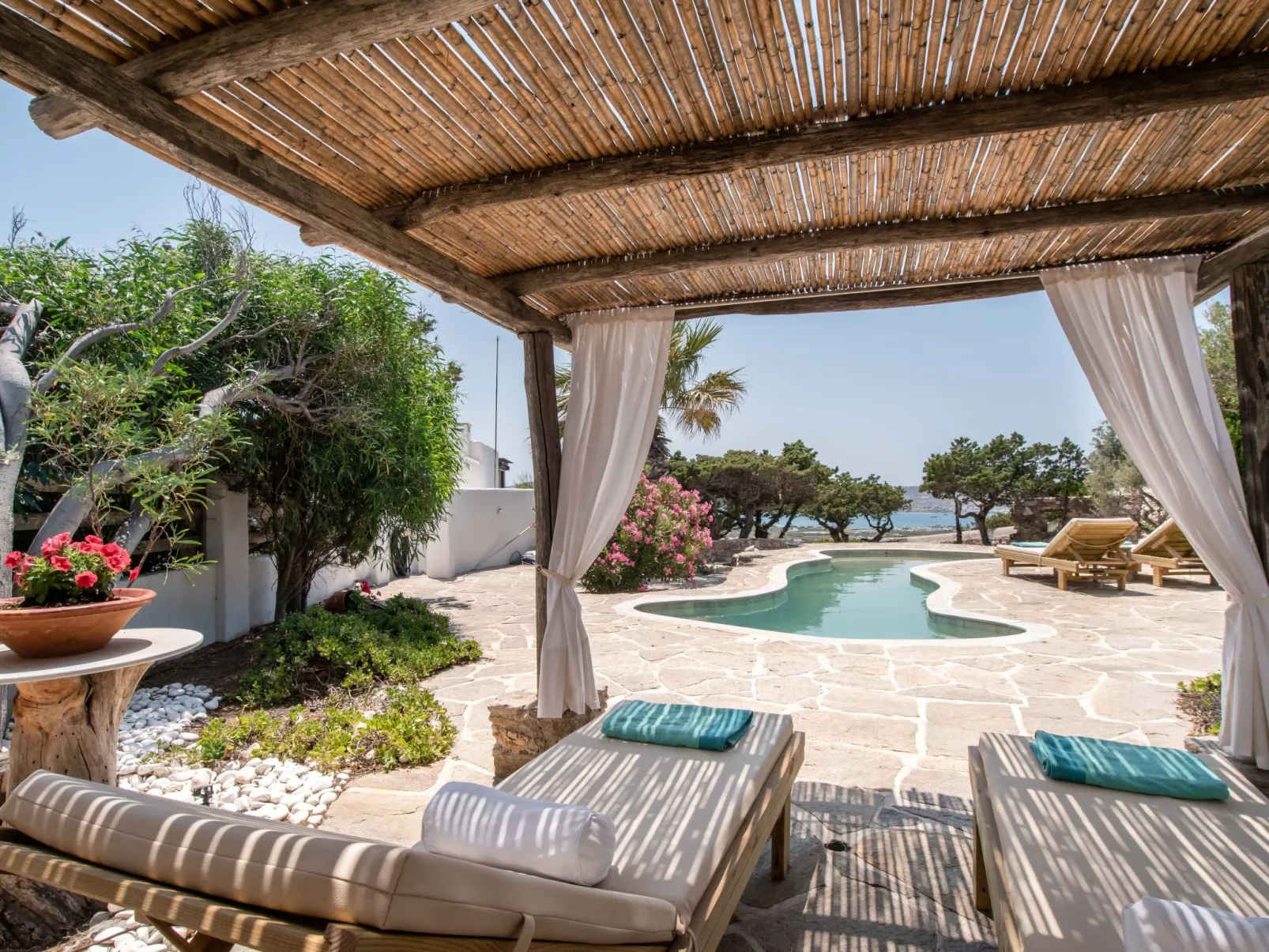 Die Villa und das Atelier des Bildhauers-Drinnen