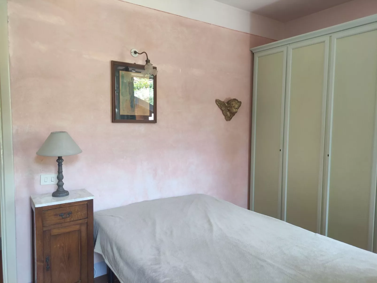 Villa mit schönem Gartne und Sonnenterrasse-Inside