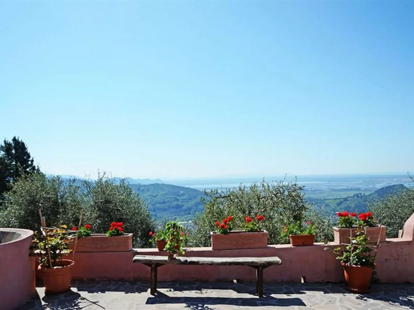 "Gina4" mit Gemeinschaftspool-Dehors