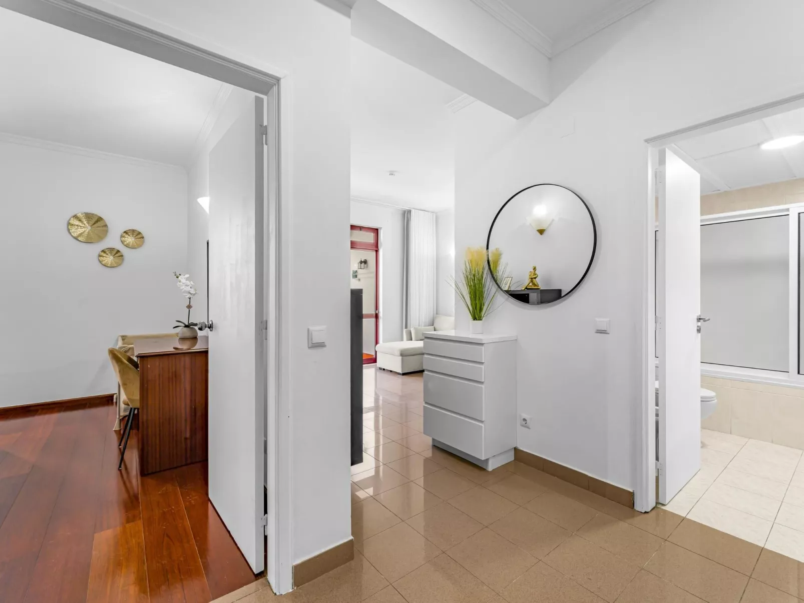 "Sofia Residence T1"-Inside