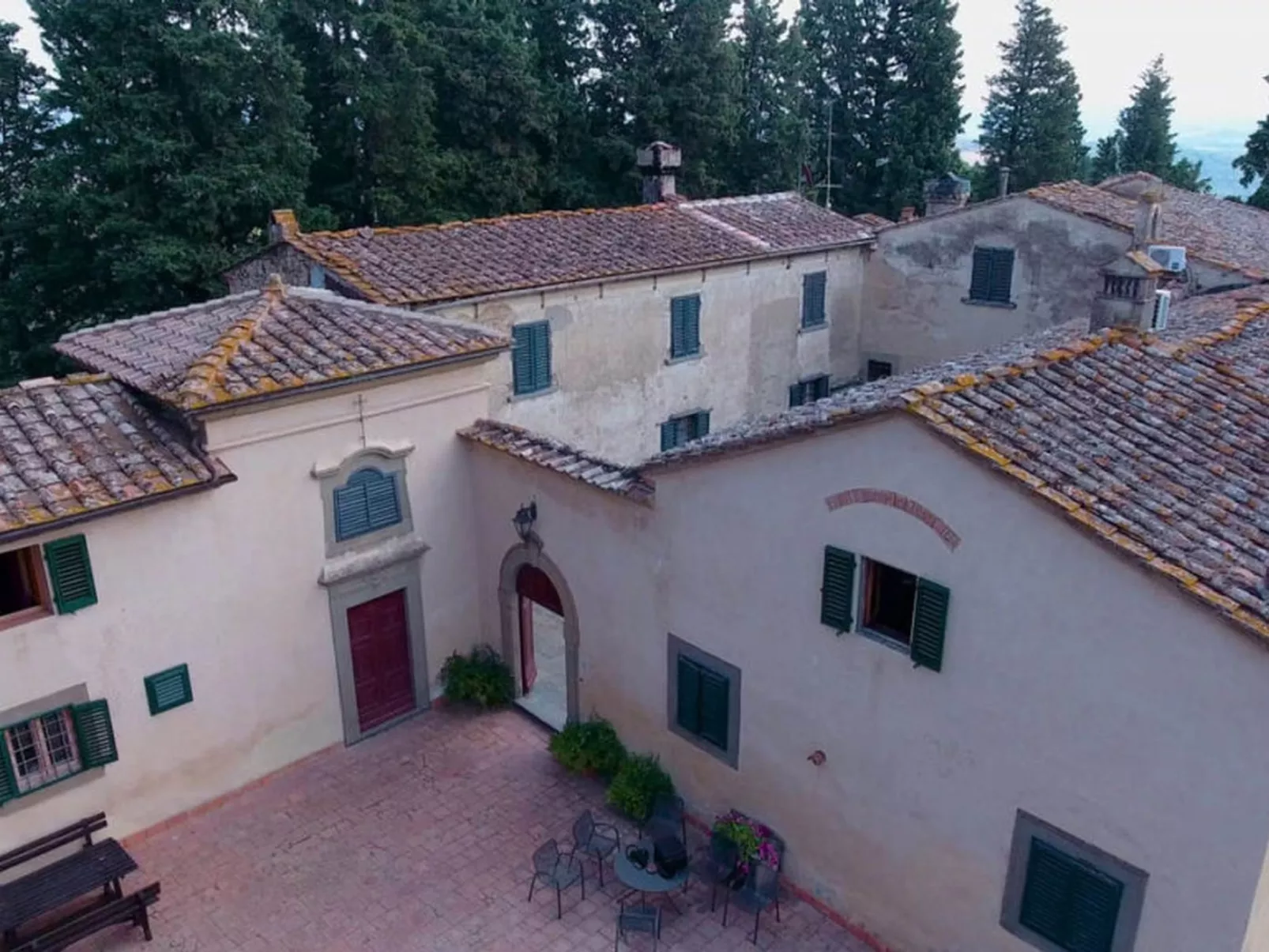 "Ciclamini capponi-Dehors