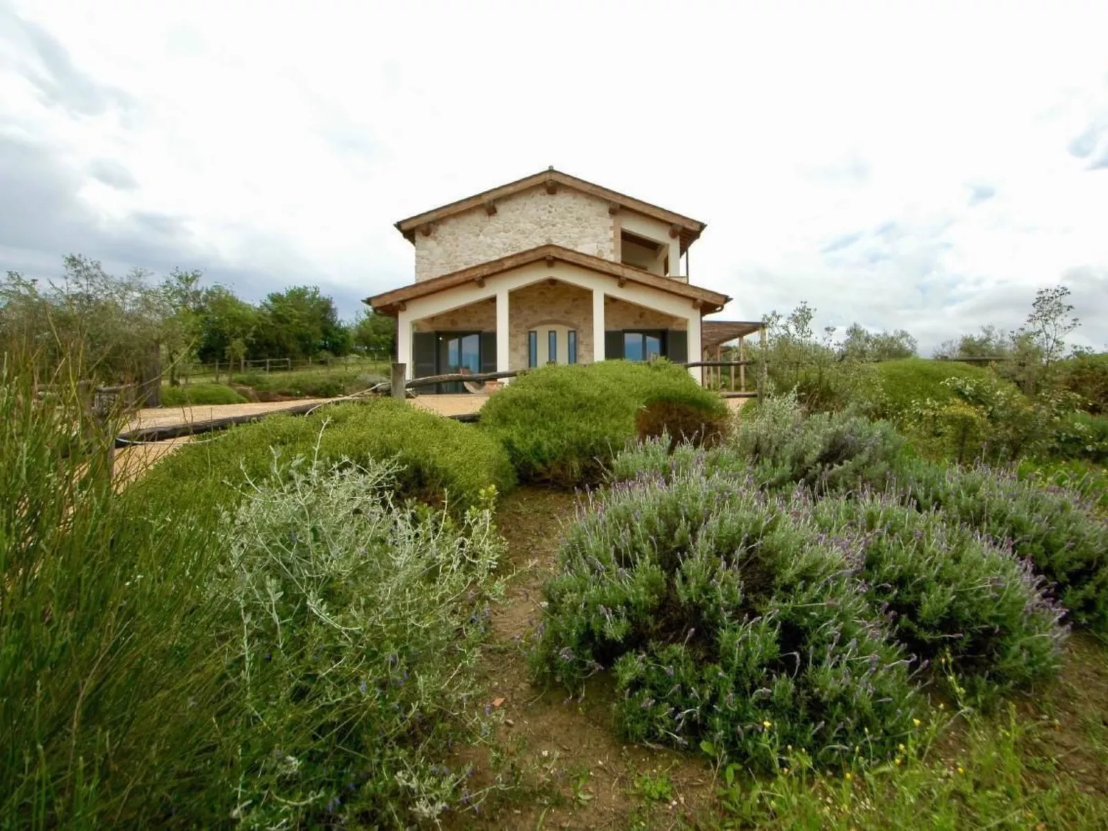 Traumhaftes Anwesen mit Schwimmbad in Meernähe-Outside