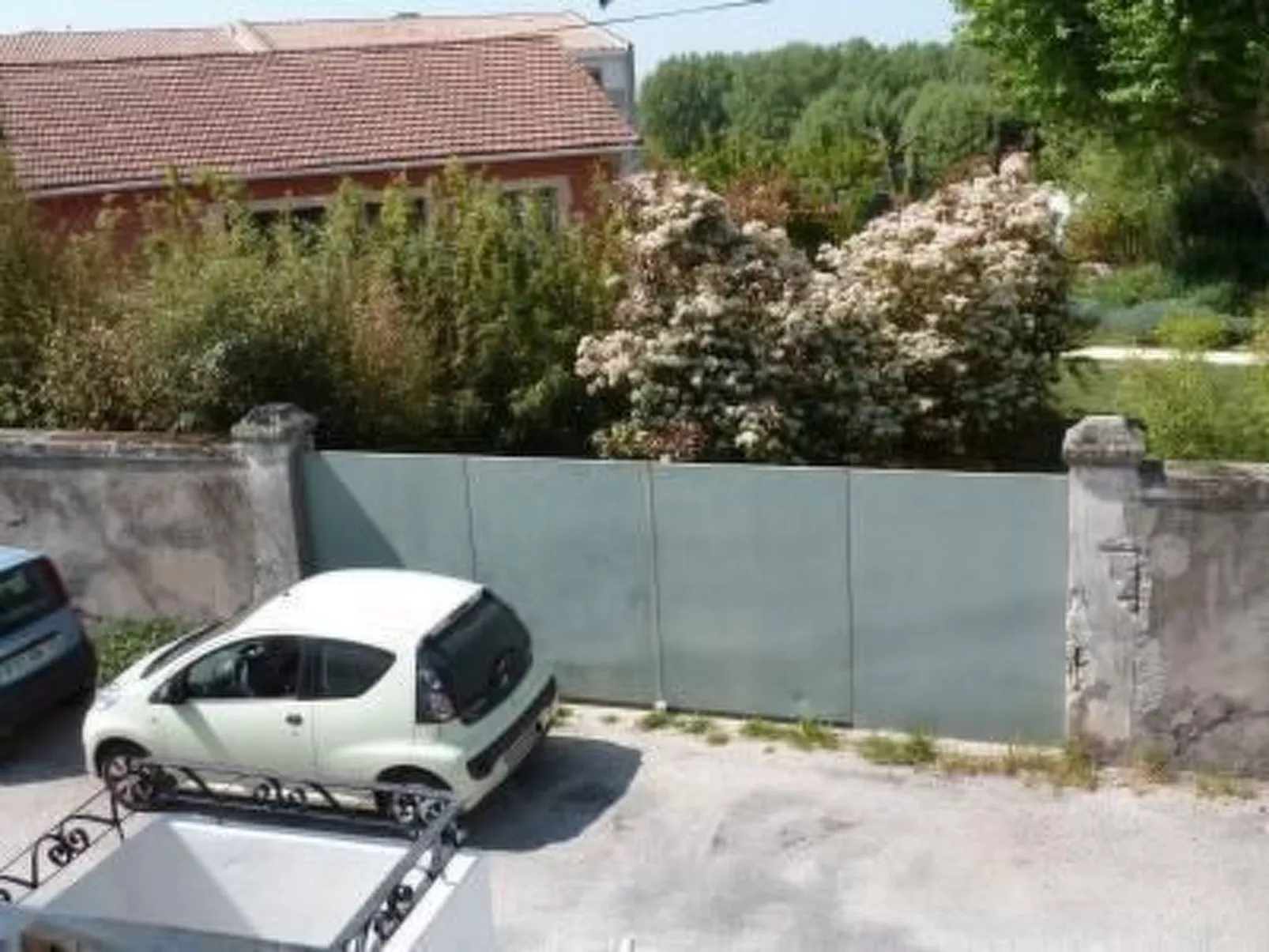 Luma-Haus in Arles-Outside