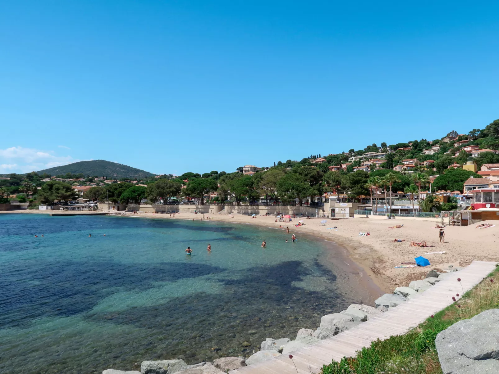 Stacaravan camping Lei Suves cote d'azur Var-Environnement