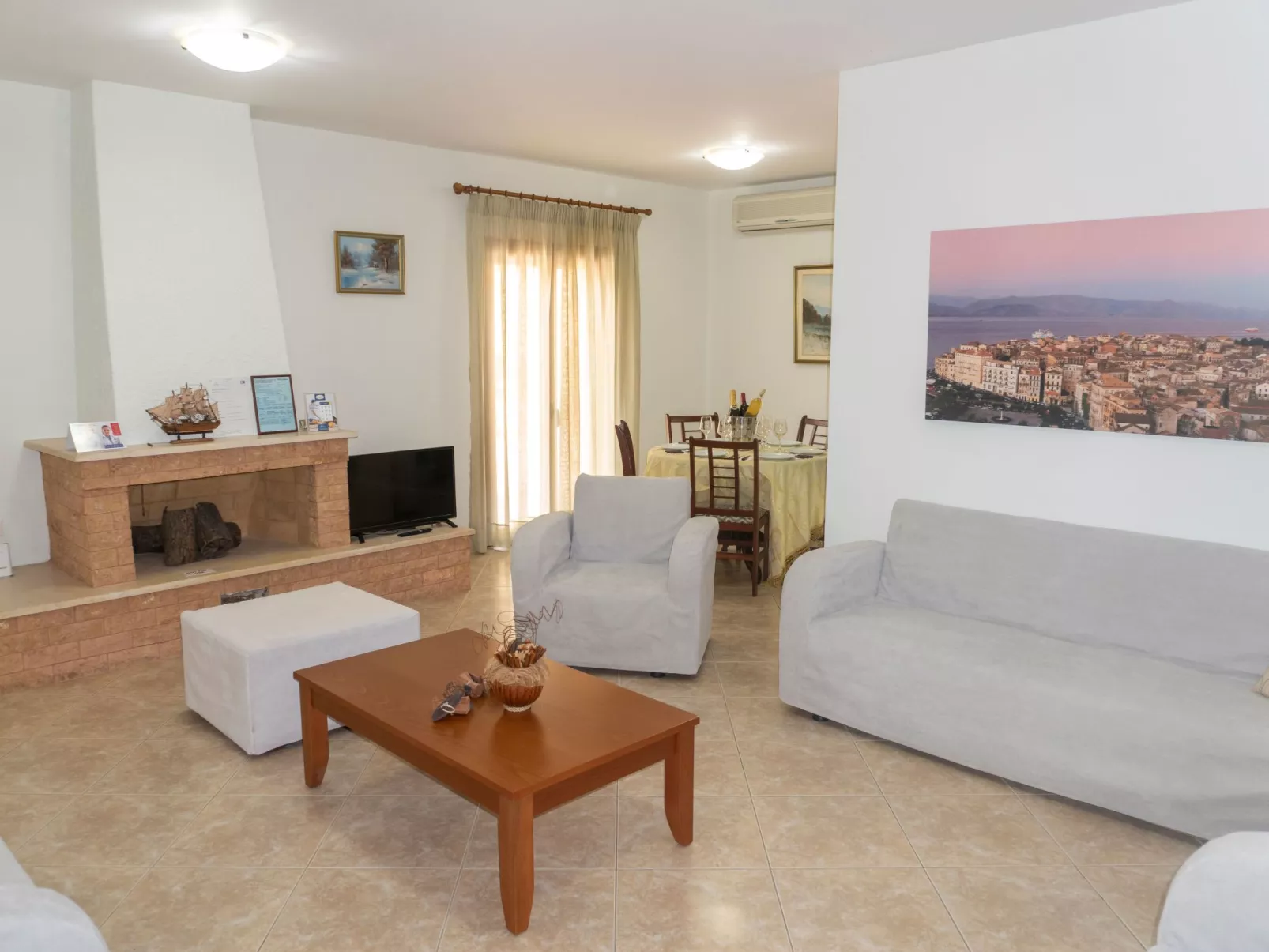 Mit Privatpool für 5 Personen und 1 Kind in Dassia, Nordgriechenland-Drinnen