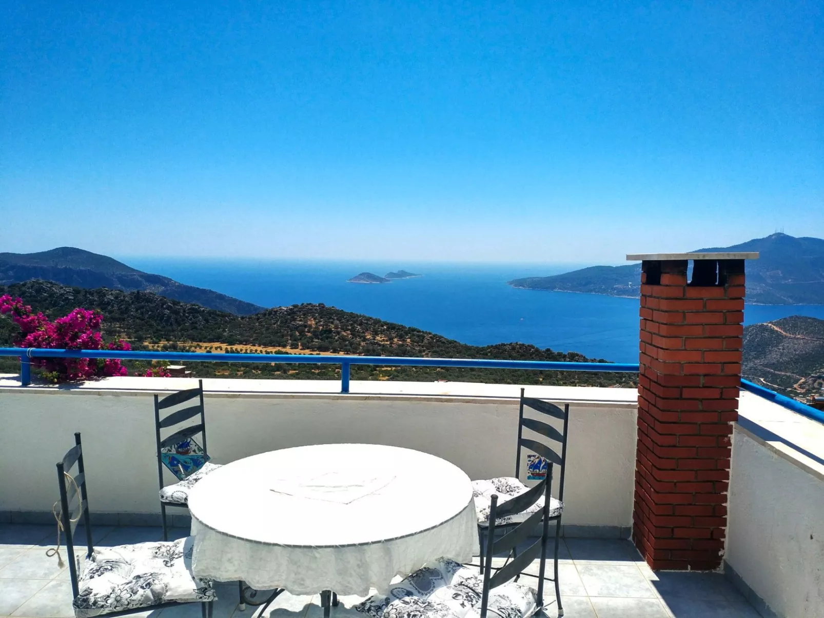 Rustikales Natursteinhaus an der Bucht von Kalkan-Image-tags.info