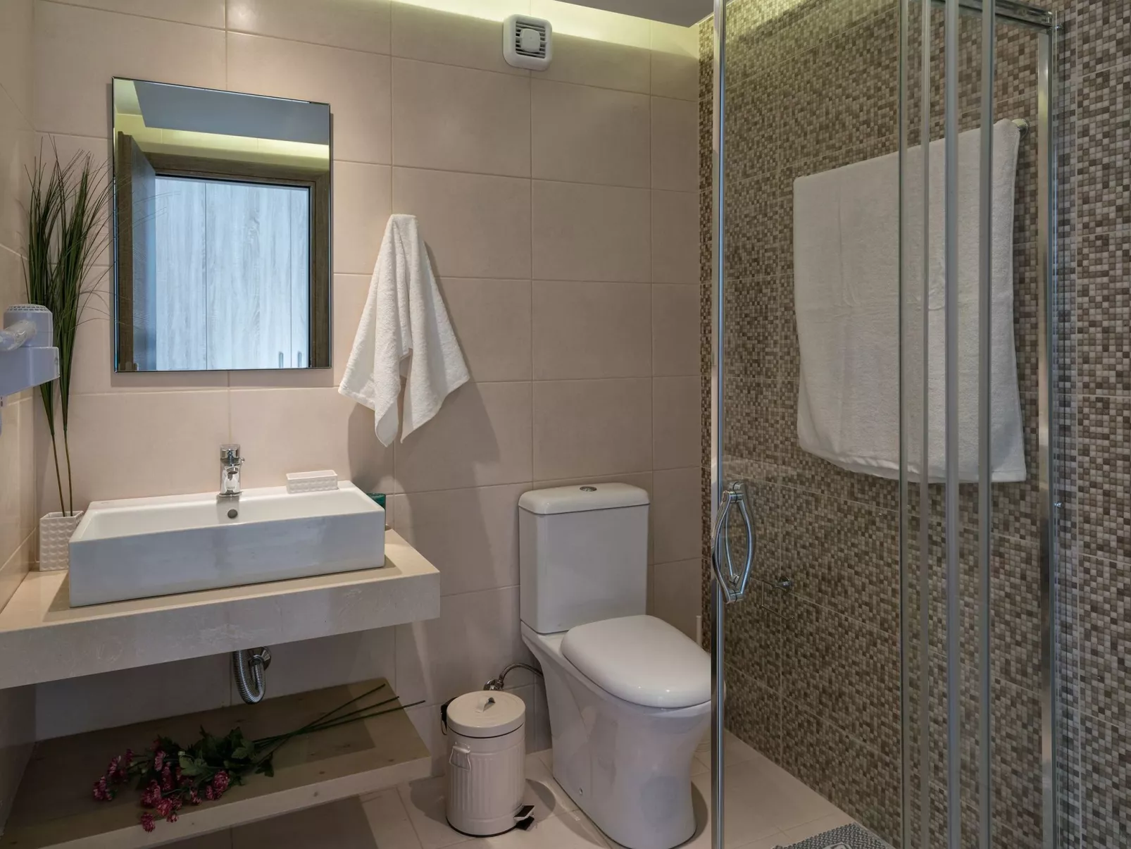 Villa am Strand mit Pool BBQ Spaziergang zu Annehmlichkeiten-Inside