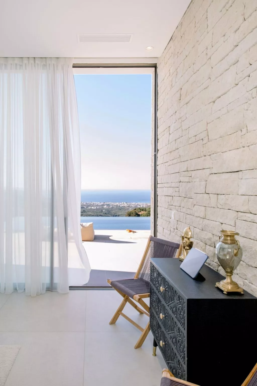 Neue einzigartige Villa mit atemberaubender Aussicht in Strandnähe-Image-tags.info