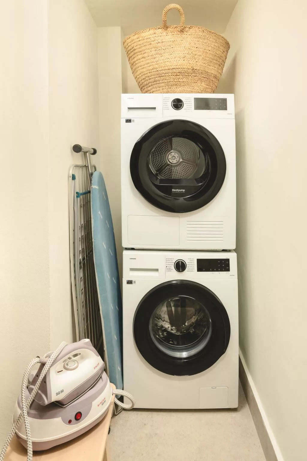 Luxuriöses Anwesen mit Meerblick und beheiztem Infinity-Pool-Dedans