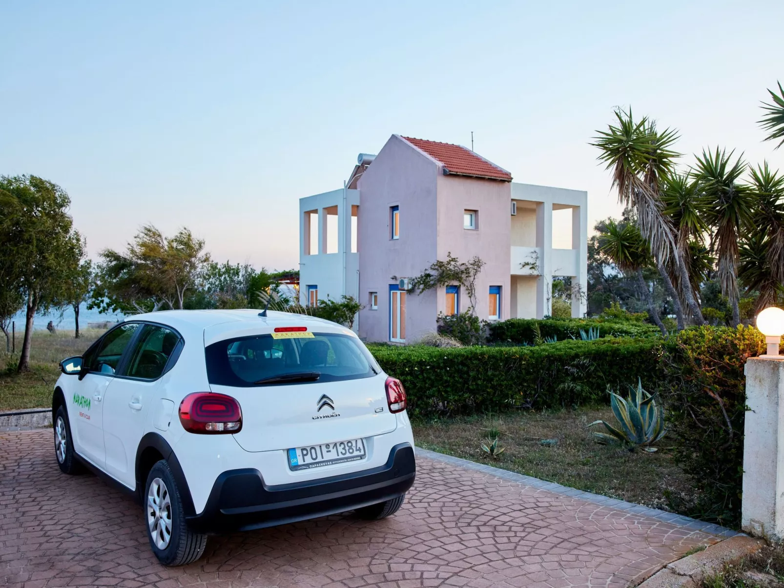 Edem Paradise-Dehors